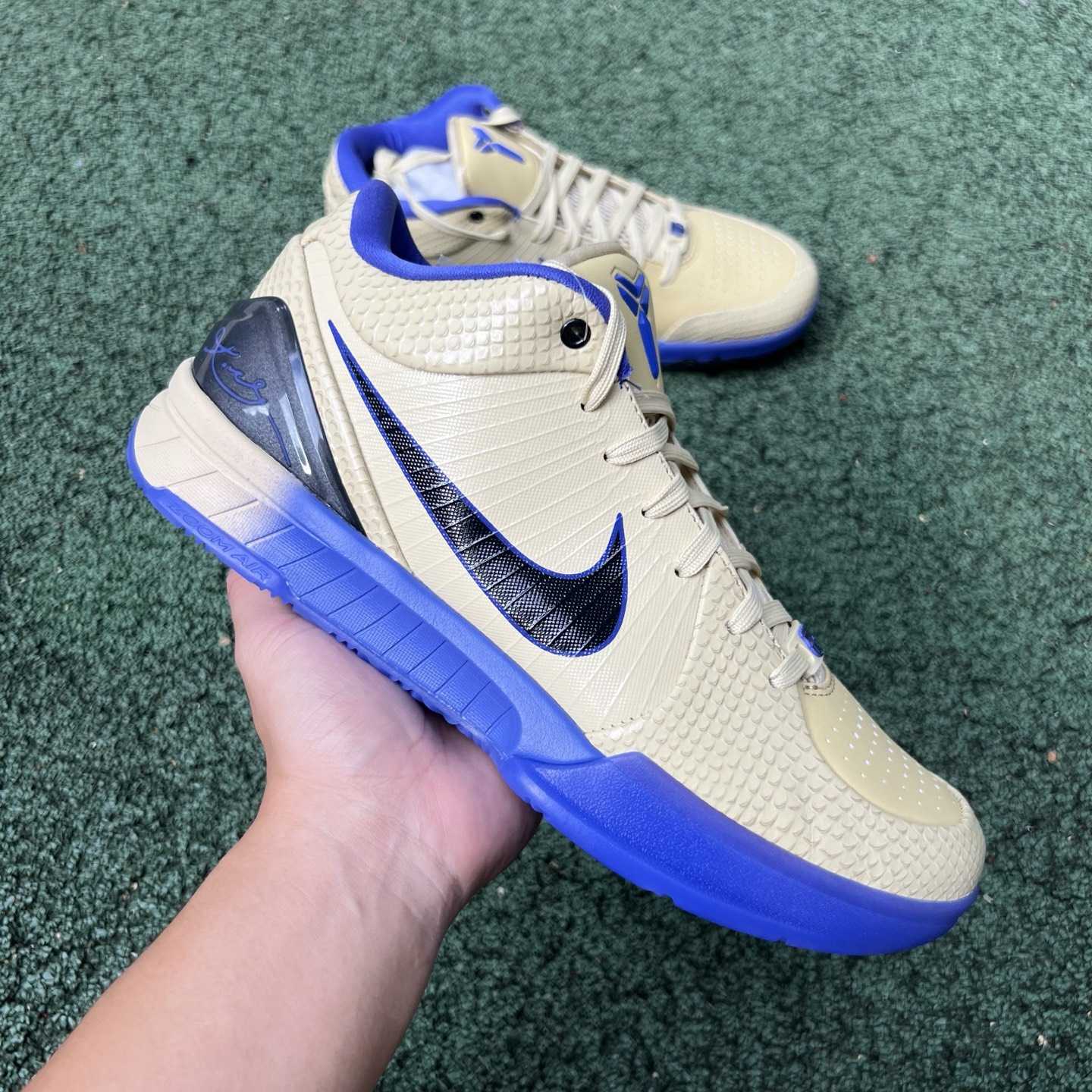 Nike Zoom Kobe 4 Protro 