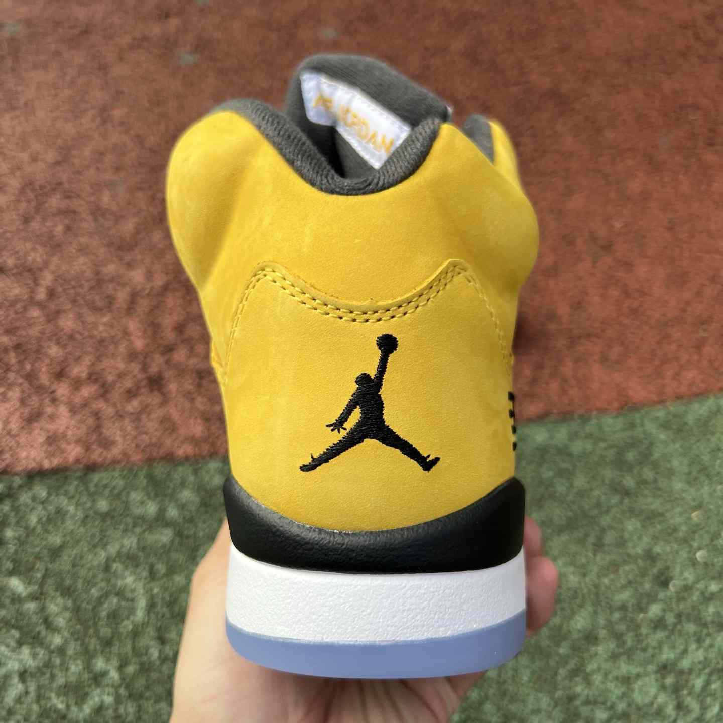 Air Jordan 5 Retro T23 'Tokyo' 2025   IO3372-700 - DesignerGu