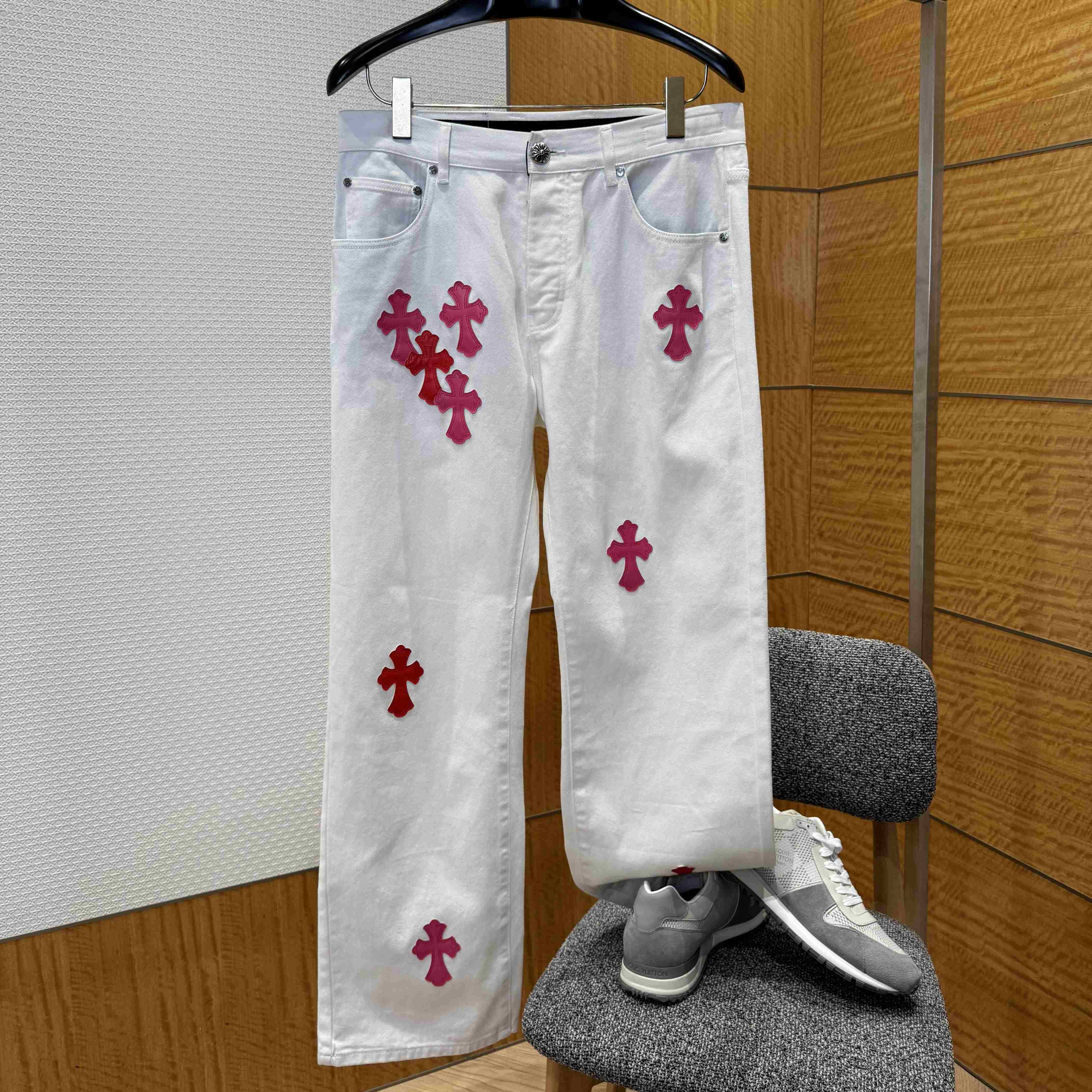 Chrome Hearts Jeans - DesignerGu