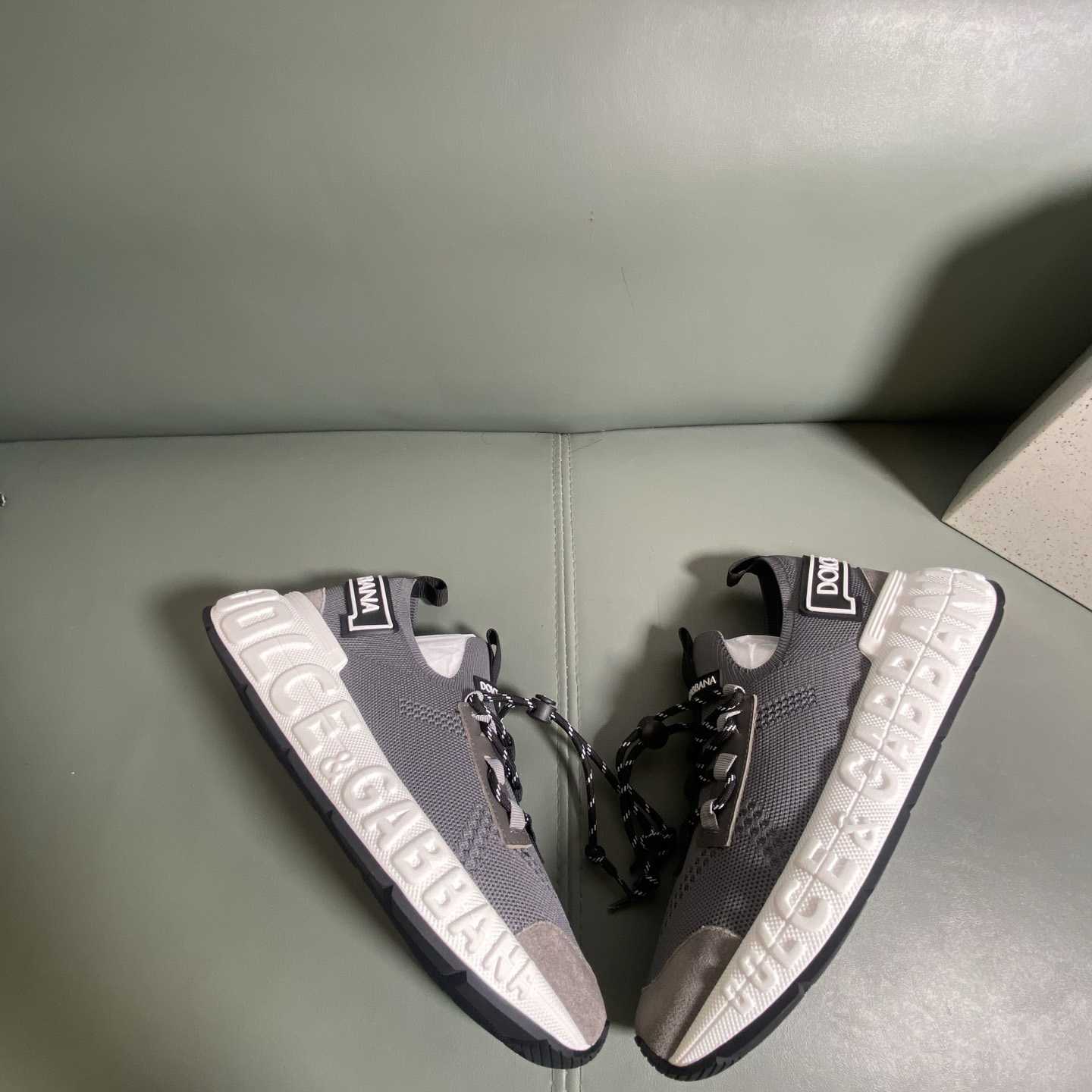 Dolce & Gabbana Lace-up Sneakers - DesignerGu