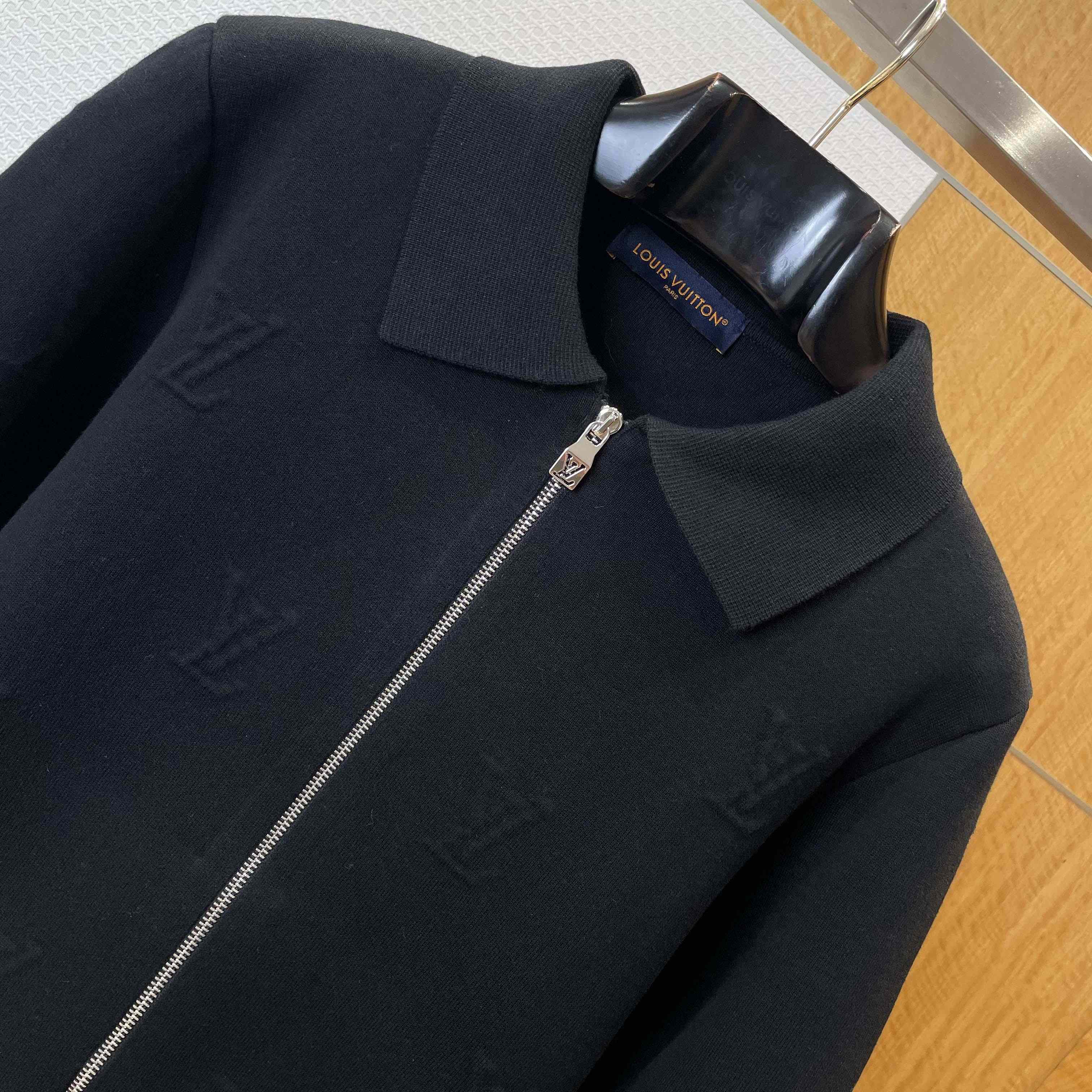 Louis Vuitton LV Blason Embossed Wool Blouson   1AFYEKC - DesignerGu