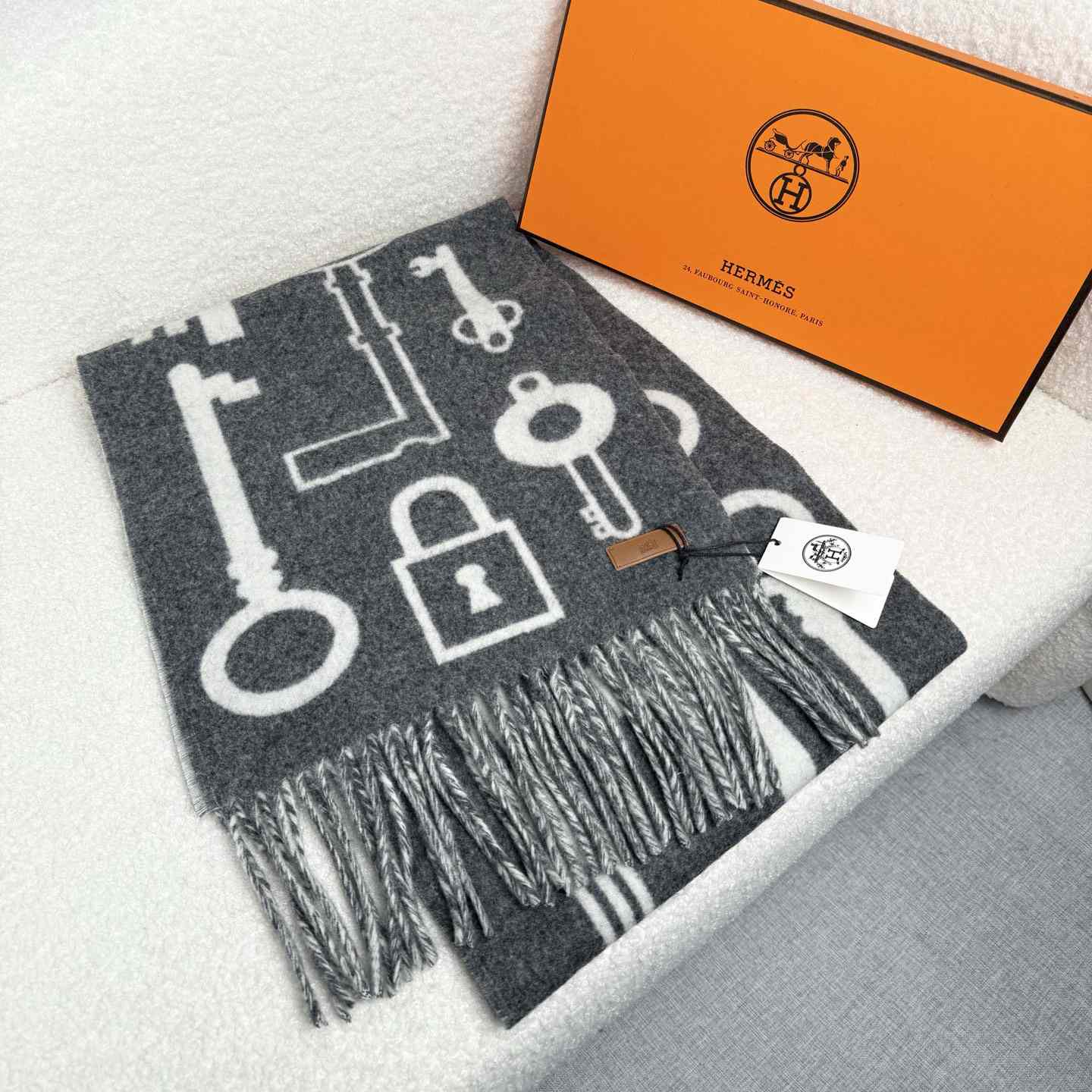 Hermes Casaque Porte-Clefs Scarf - DesignerGu