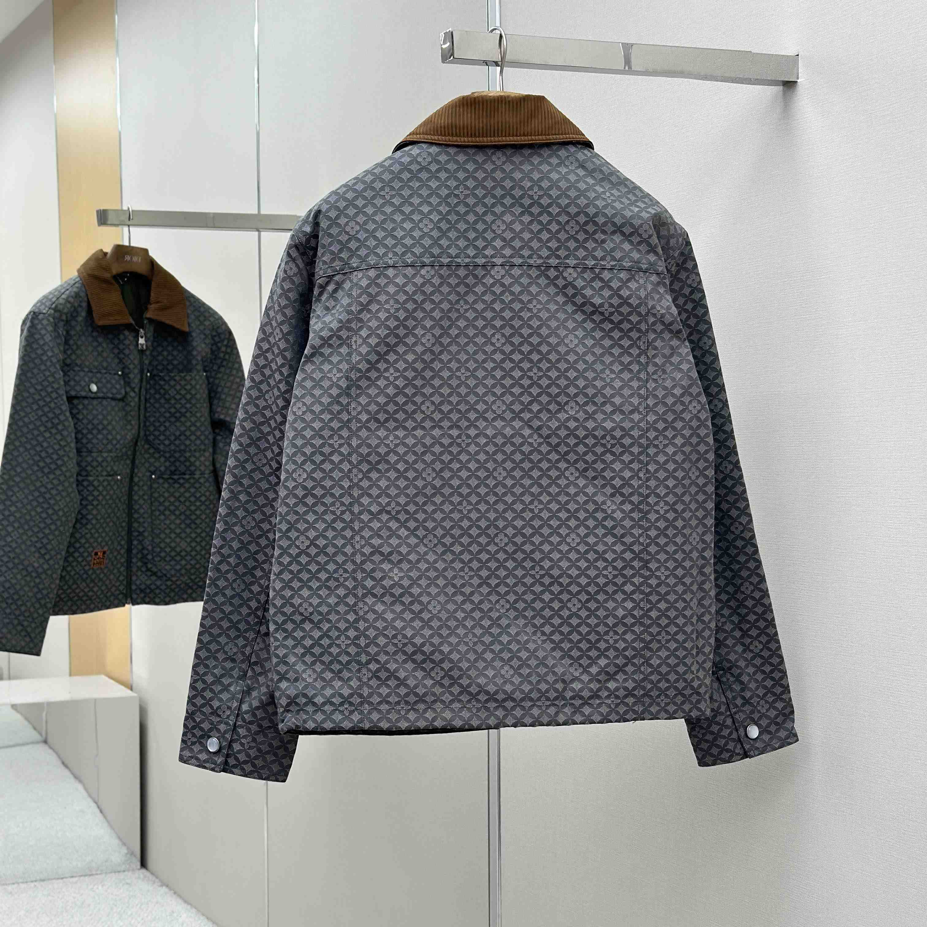 Louis Vuitton Workwear Blouson   1AILNQ - DesignerGu