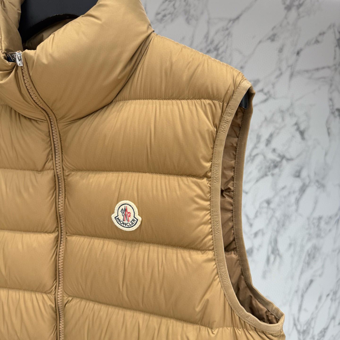 Moncler Down Vest  - DesignerGu
