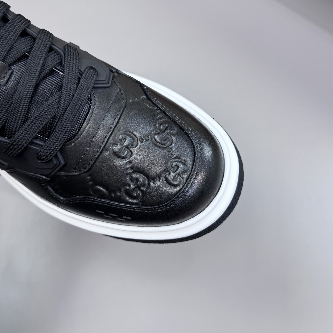 Gucci GG Sneakers - DesignerGu