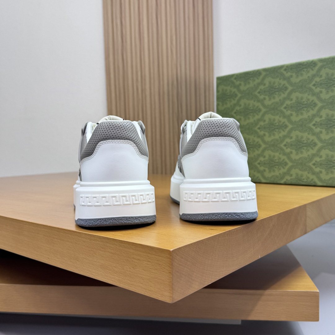 Gucci GG Sneakers - DesignerGu