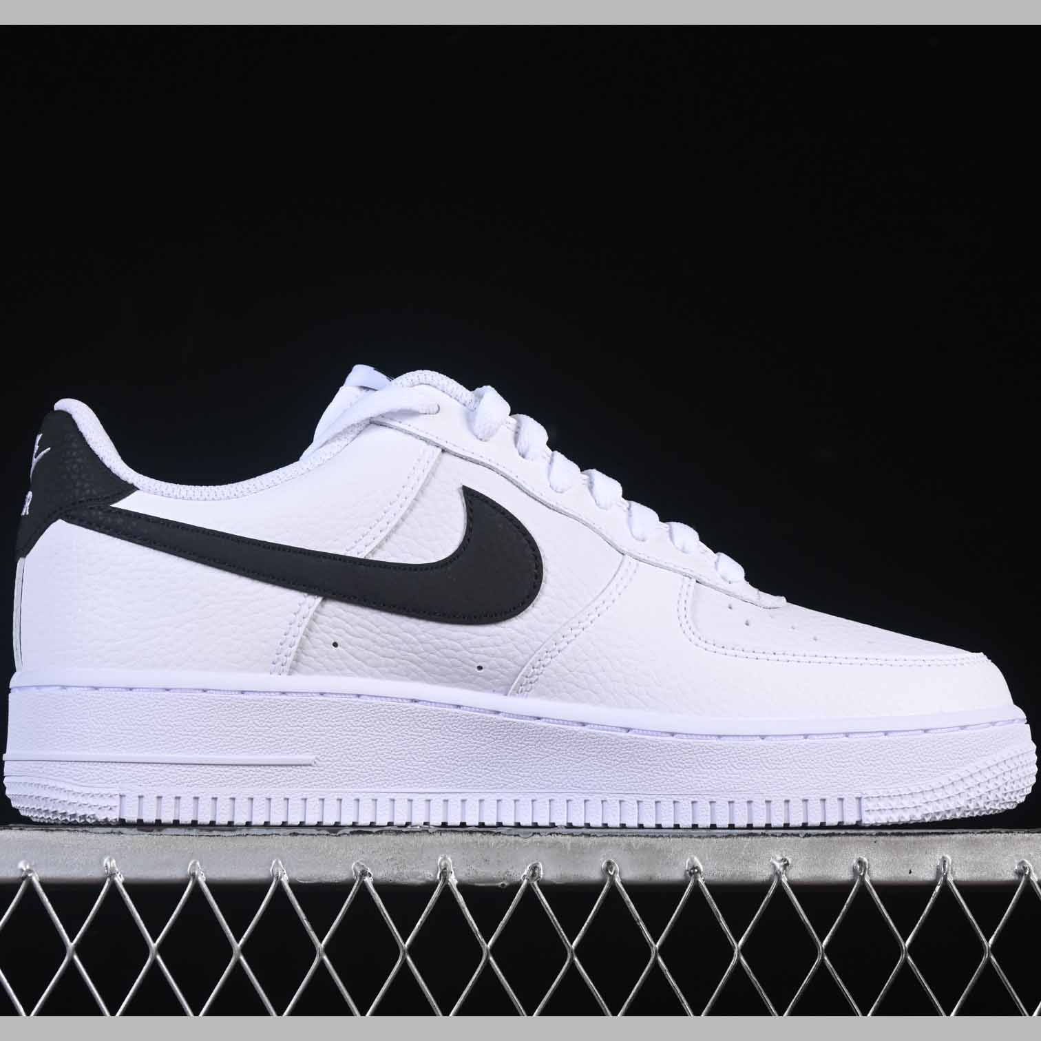 Nike Air Force 1 ’07 Low “White Black Swoosh” CT2302-100 - DesignerGu