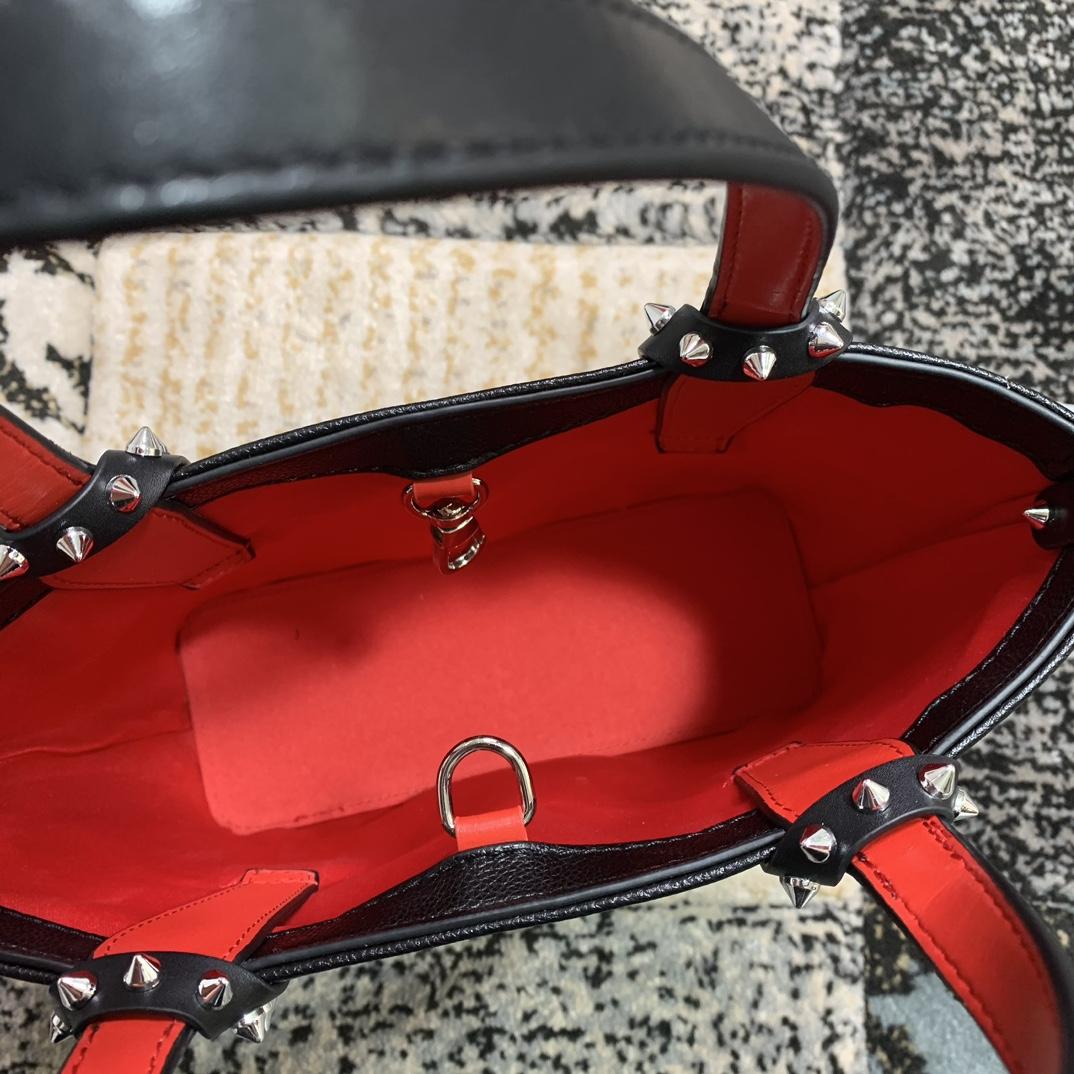 Christian Louboutin Cabata mini - Tote bag   17.5x29x8cm - DesignerGu
