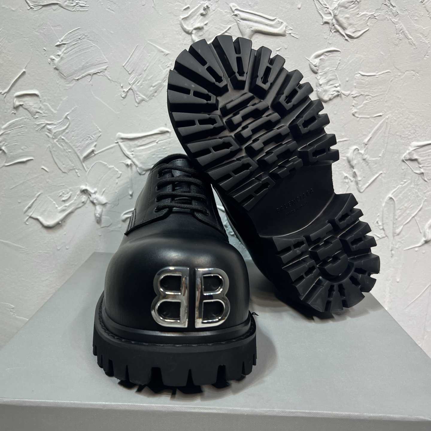 Balenciaga Stomper Derby In Black - DesignerGu