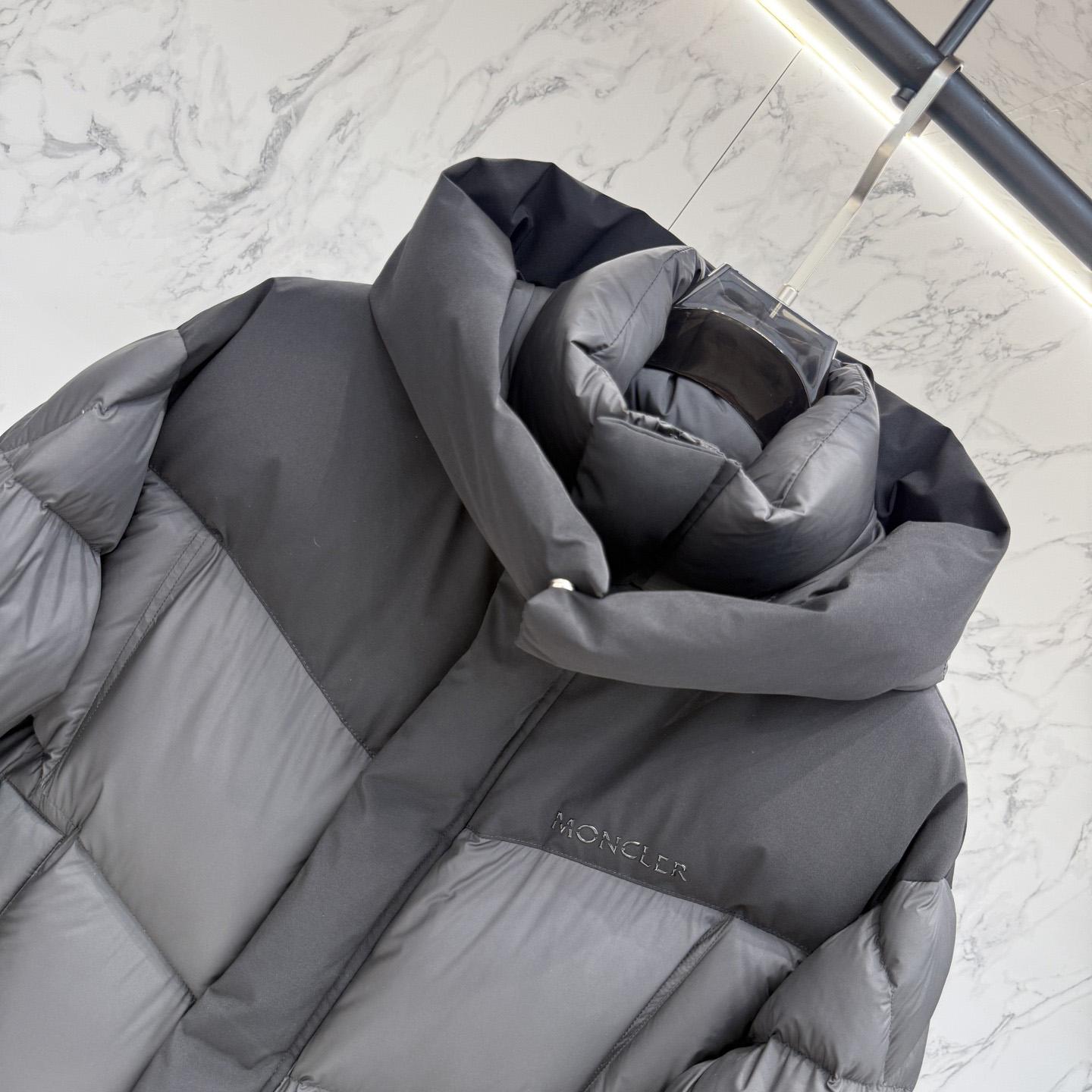 Moncler Short Down Jacket - DesignerGu
