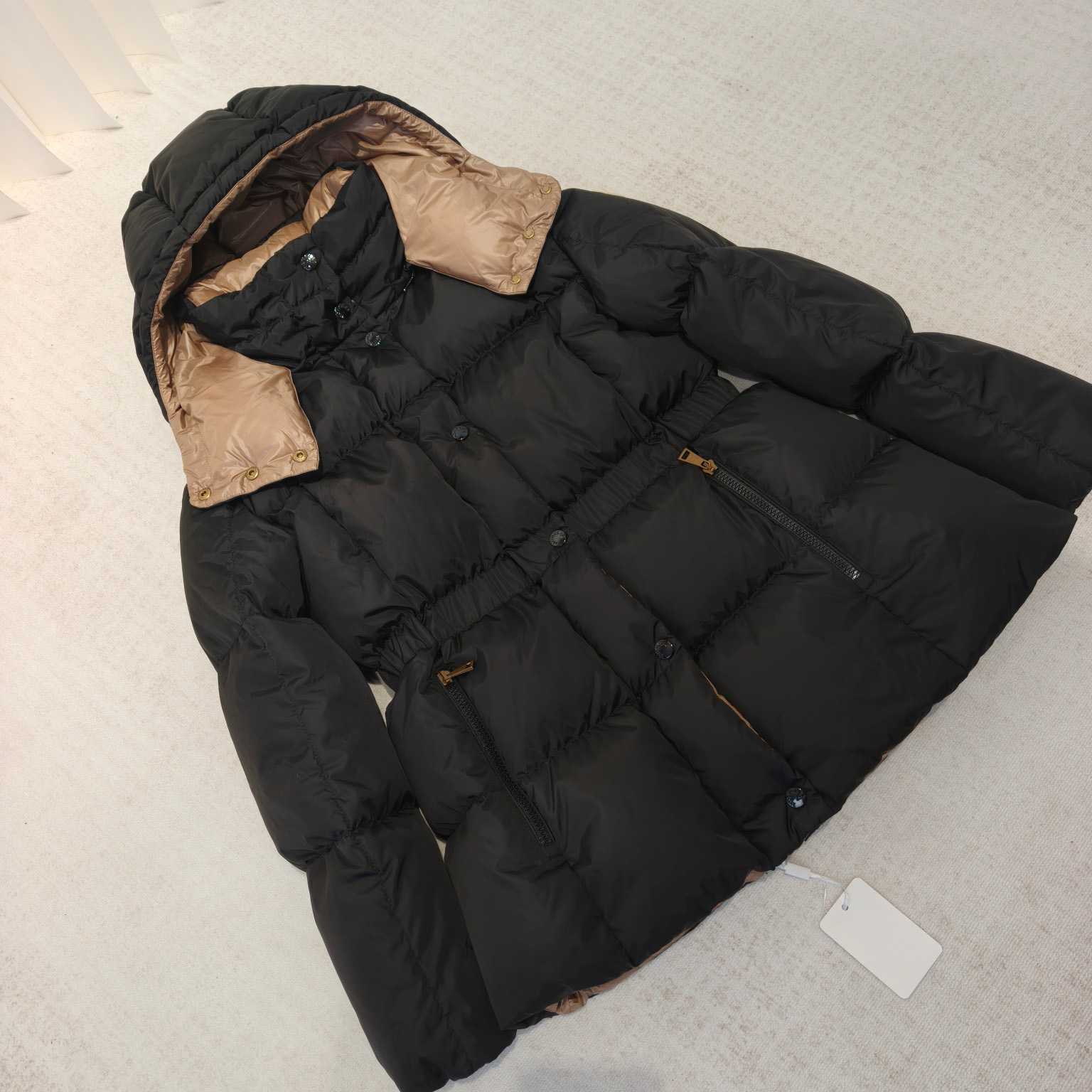 Moncler Agneux Square-Quilted Hooded Short Down Jacket - DesignerGu