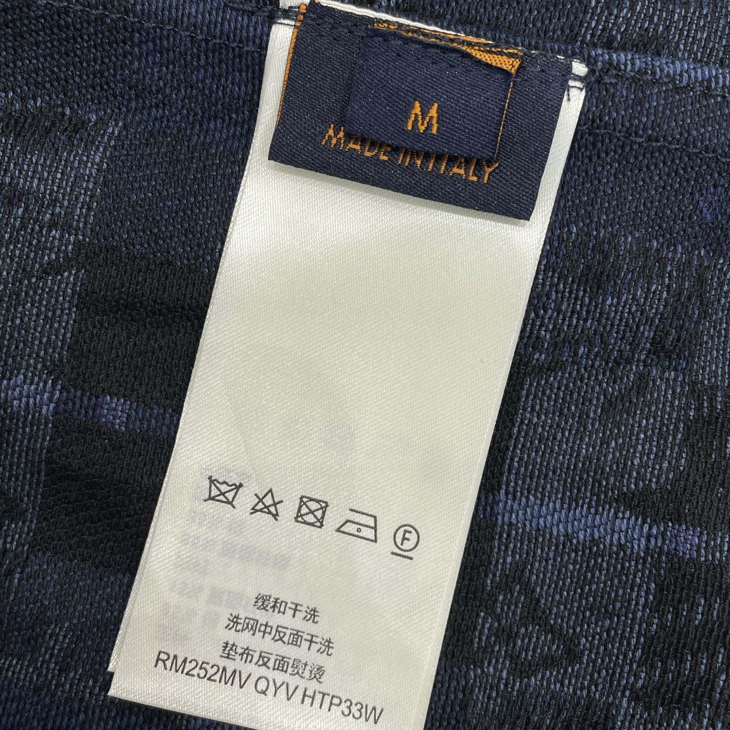 Louis Vuitton Monogram Tartan Denim Overshirt   1AIK94 - DesignerGu