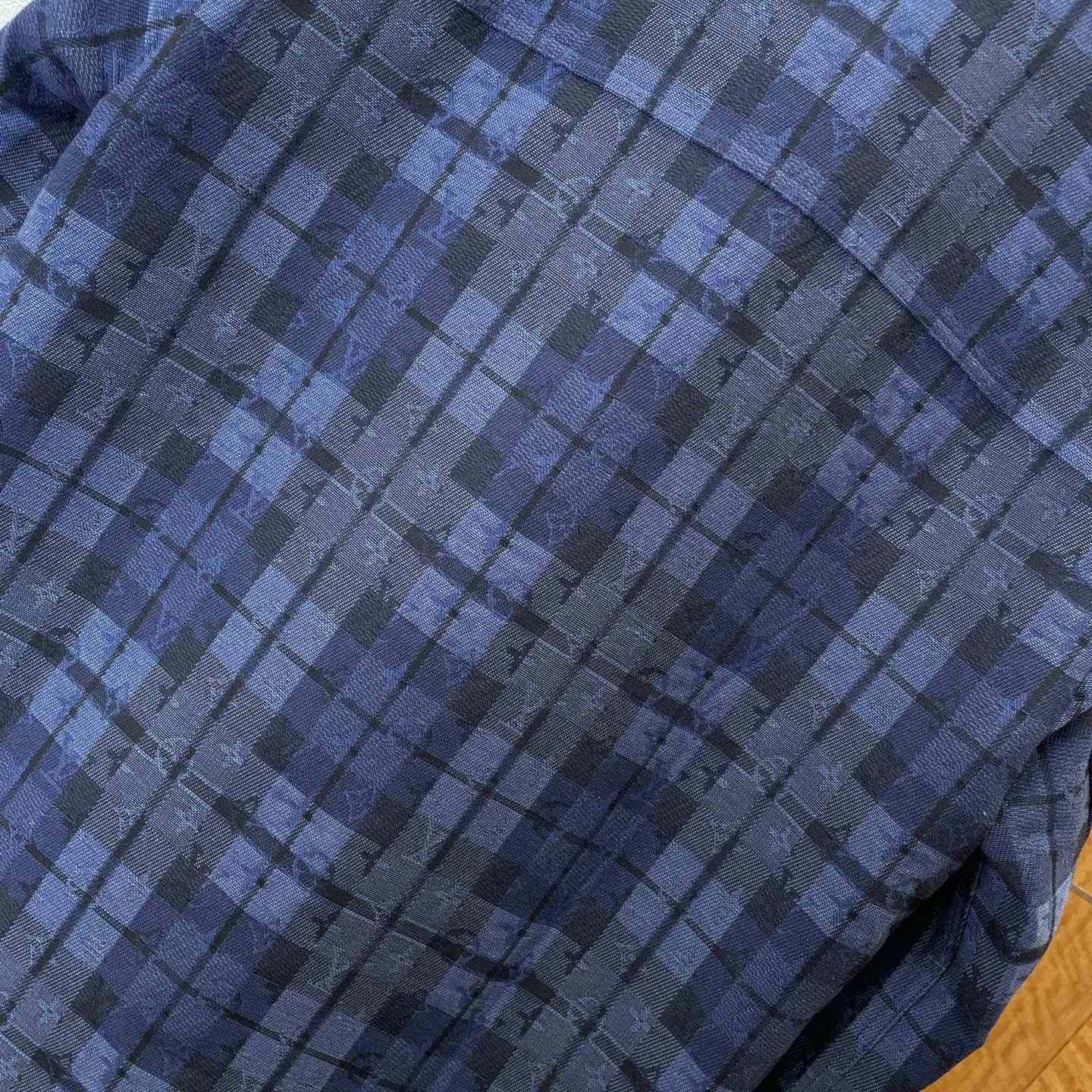 Louis Vuitton Monogram Tartan Denim Overshirt   1AIK94 - DesignerGu