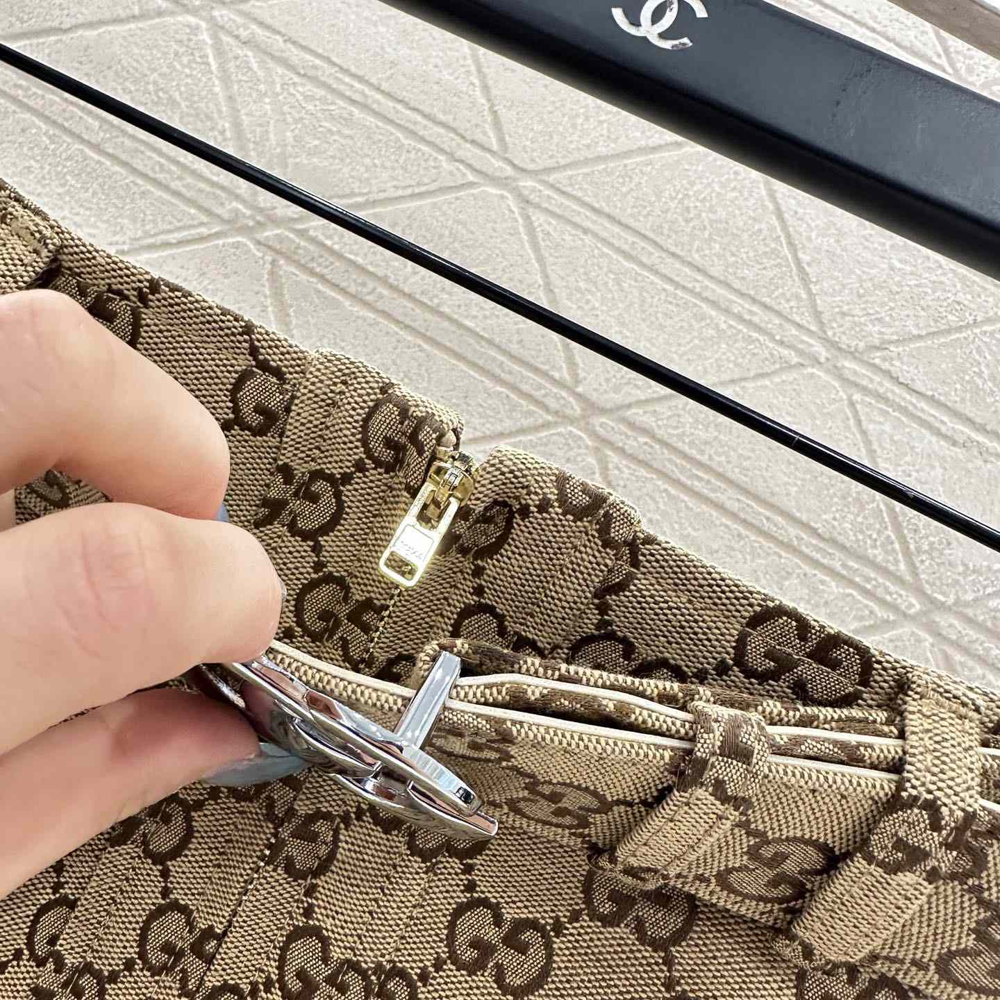 Gucci Skirt - DesignerGu