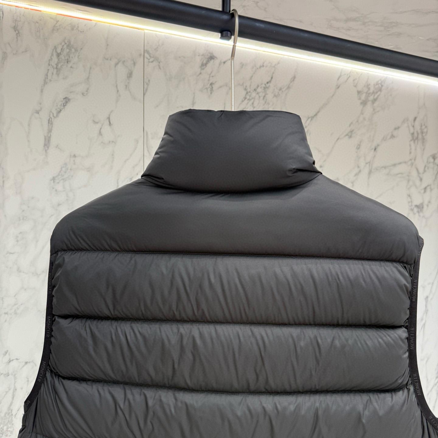Moncler Down Vest  - DesignerGu