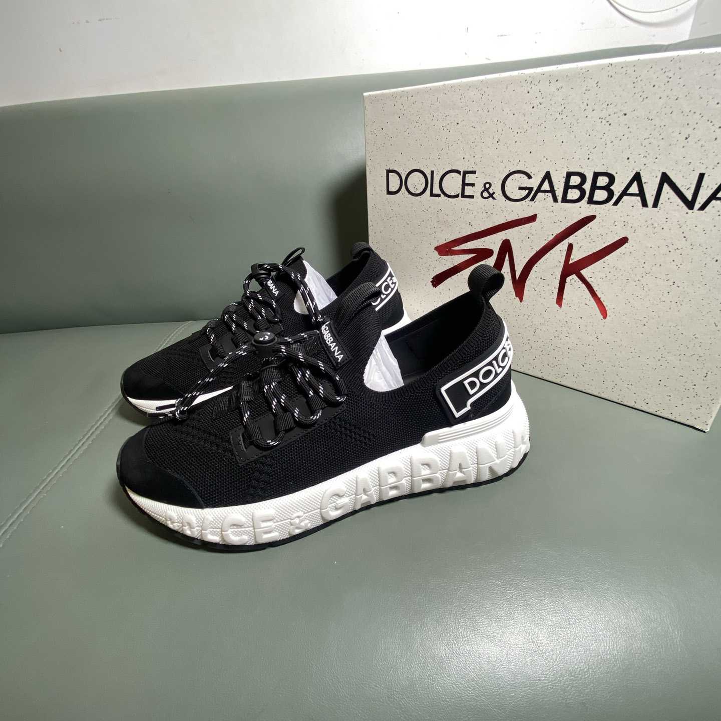 Dolce & Gabbana Lace-up Sneakers - DesignerGu