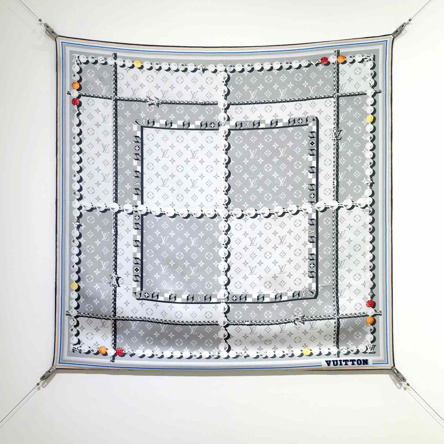 Louis Vuitton Dandy Monogram Silk Square   M94847 - DesignerGu