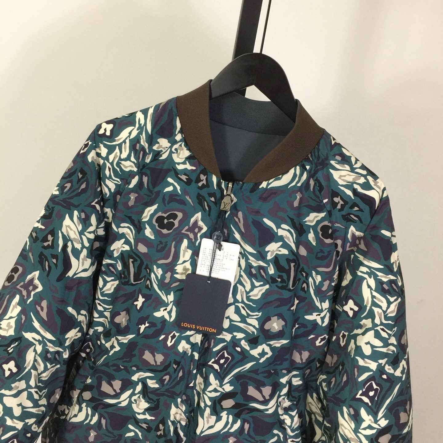 Louis Vuitton Reversible Puffer Jacket   1AILOE - DesignerGu