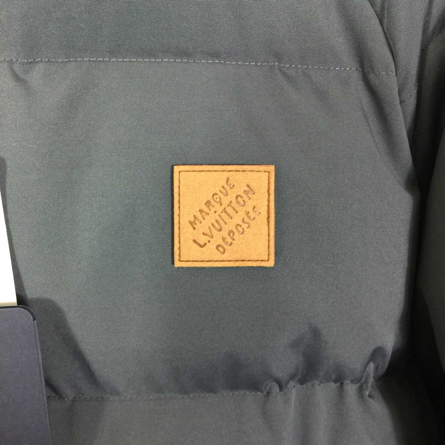 Louis Vuitton Reversible Puffer Jacket   1AILOE - DesignerGu