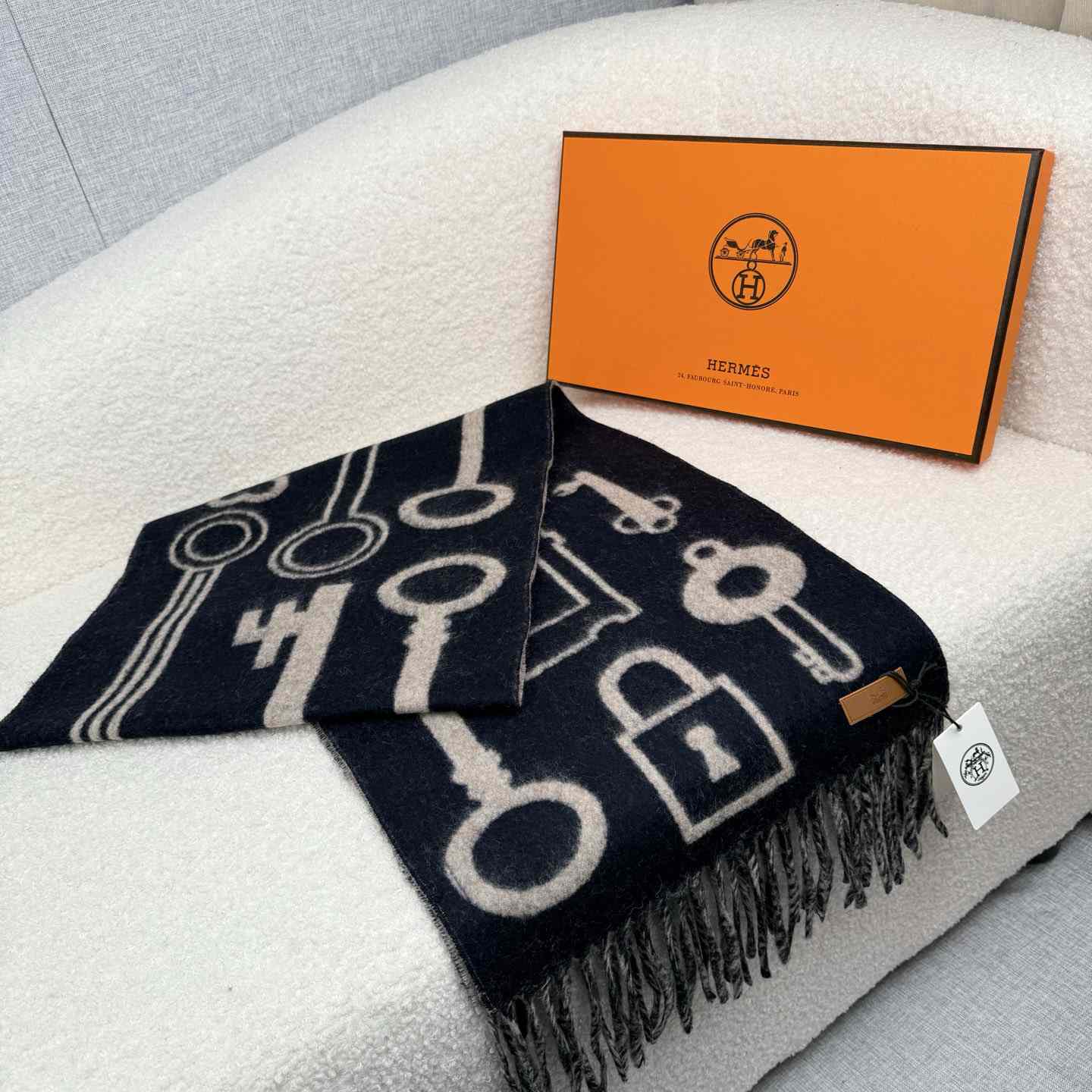 Hermes Casaque Porte-Clefs Scarf - DesignerGu