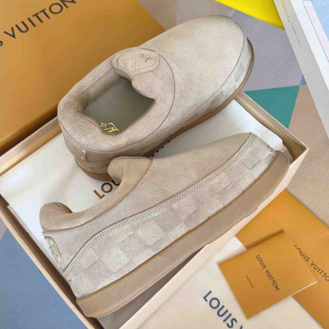 Louis Vuitton LV Yeti Slip On    - DesignerGu