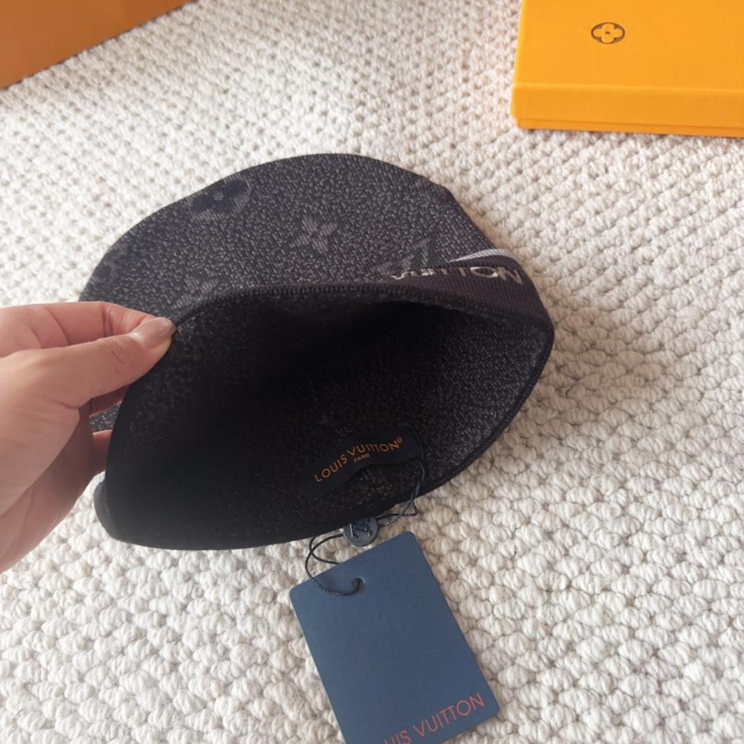 Louis Vuitton Beanie    - DesignerGu