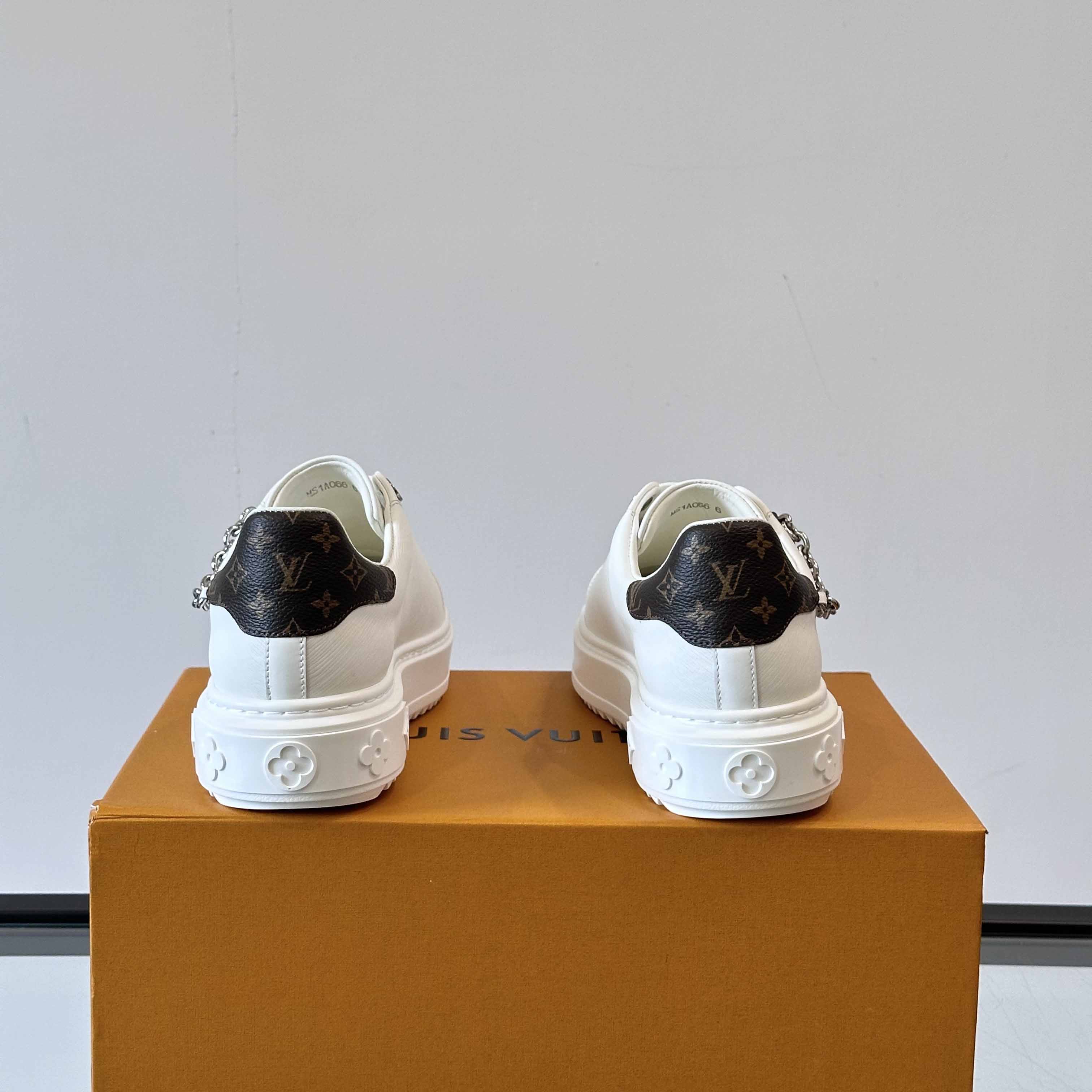 Louis Vuitton Time Out Sneaker   1AHOG0 - DesignerGu