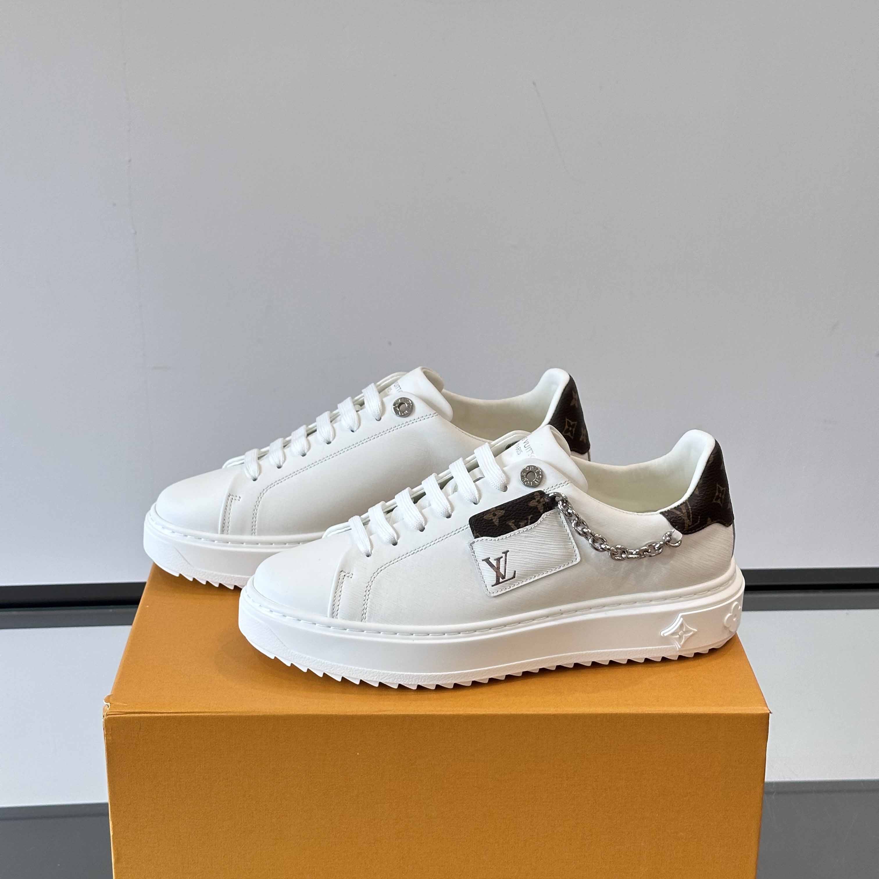 Louis Vuitton Time Out Sneaker   1AHOG0 - DesignerGu