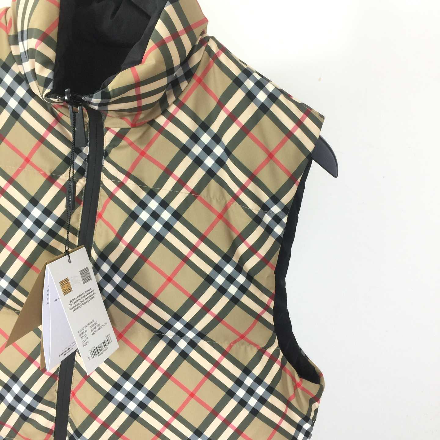 Burberry Reversible Check Puffer Gilet - DesignerGu