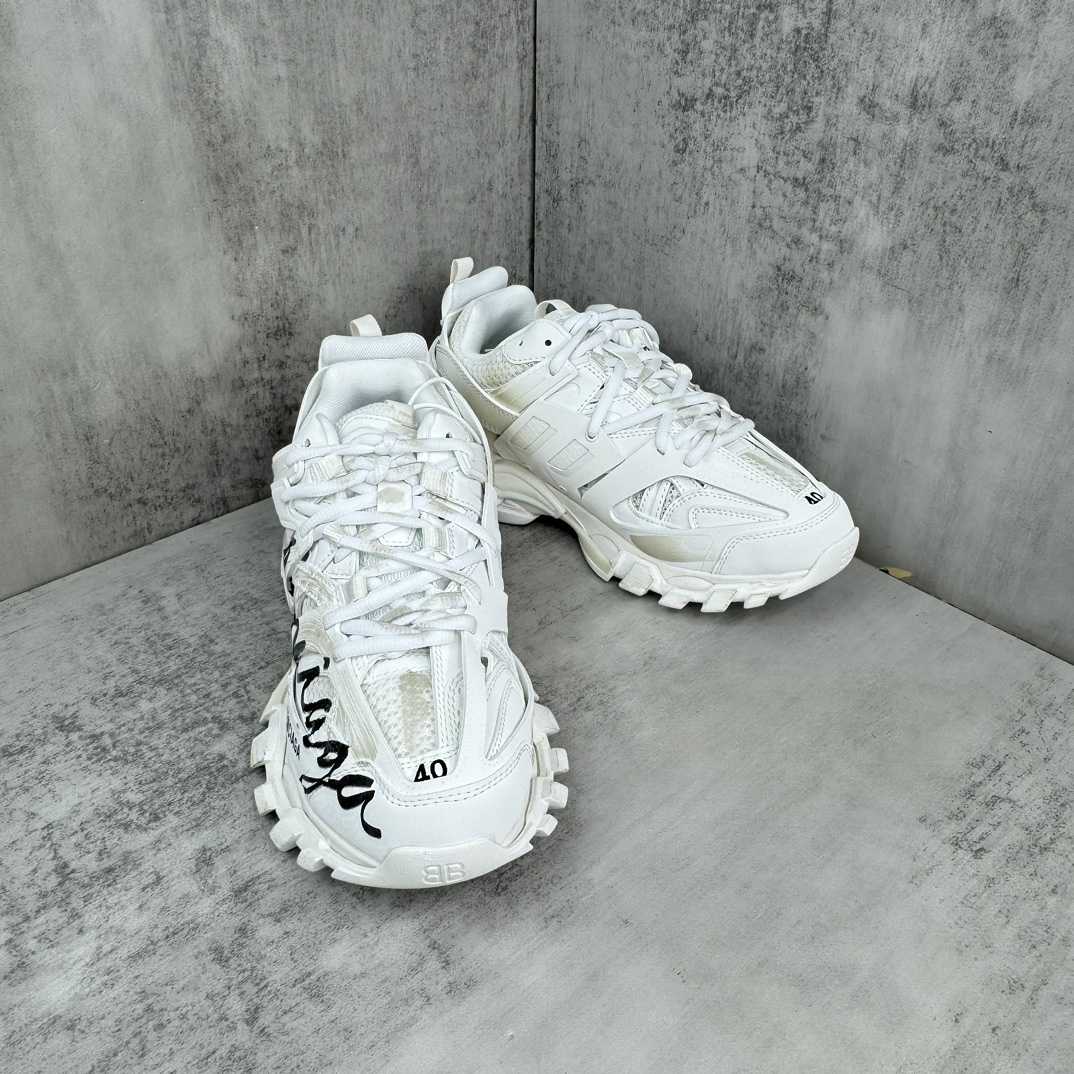 Balenciaga Track Signature Sneaker In White - DesignerGu