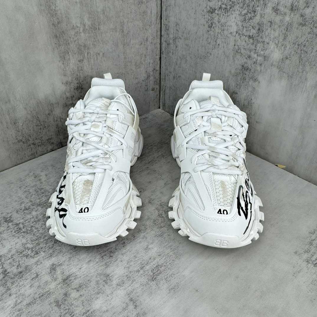 Balenciaga Track Signature Sneaker In White - DesignerGu