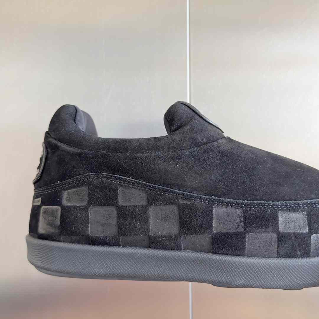 Louis Vuitton LV Yeti Slip On   1AIJCQ - DesignerGu