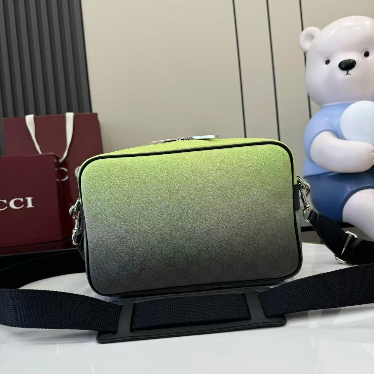 Gucci Chroma Medium Crossbody Bag - DesignerGu