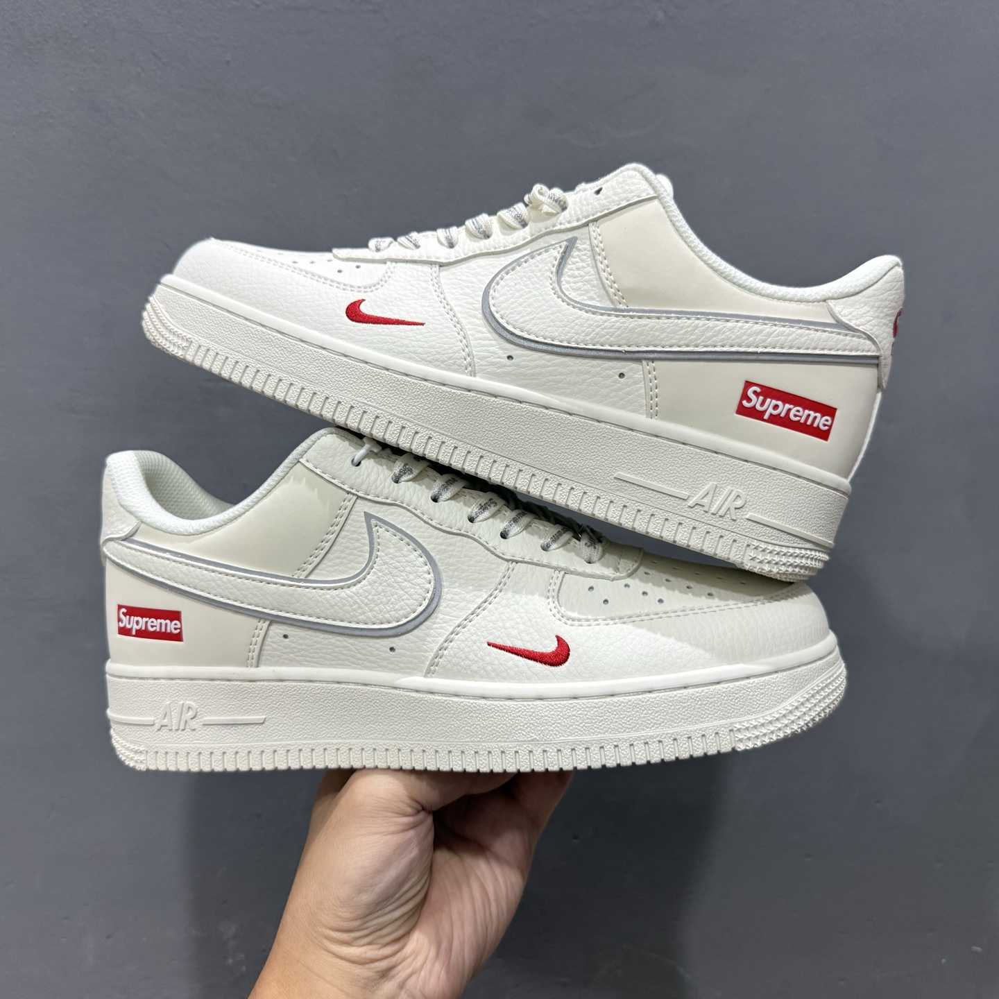 Supreme x Nike Air Force 1 ’07 Low “Sail / Red” – CS5288-052 - DesignerGu