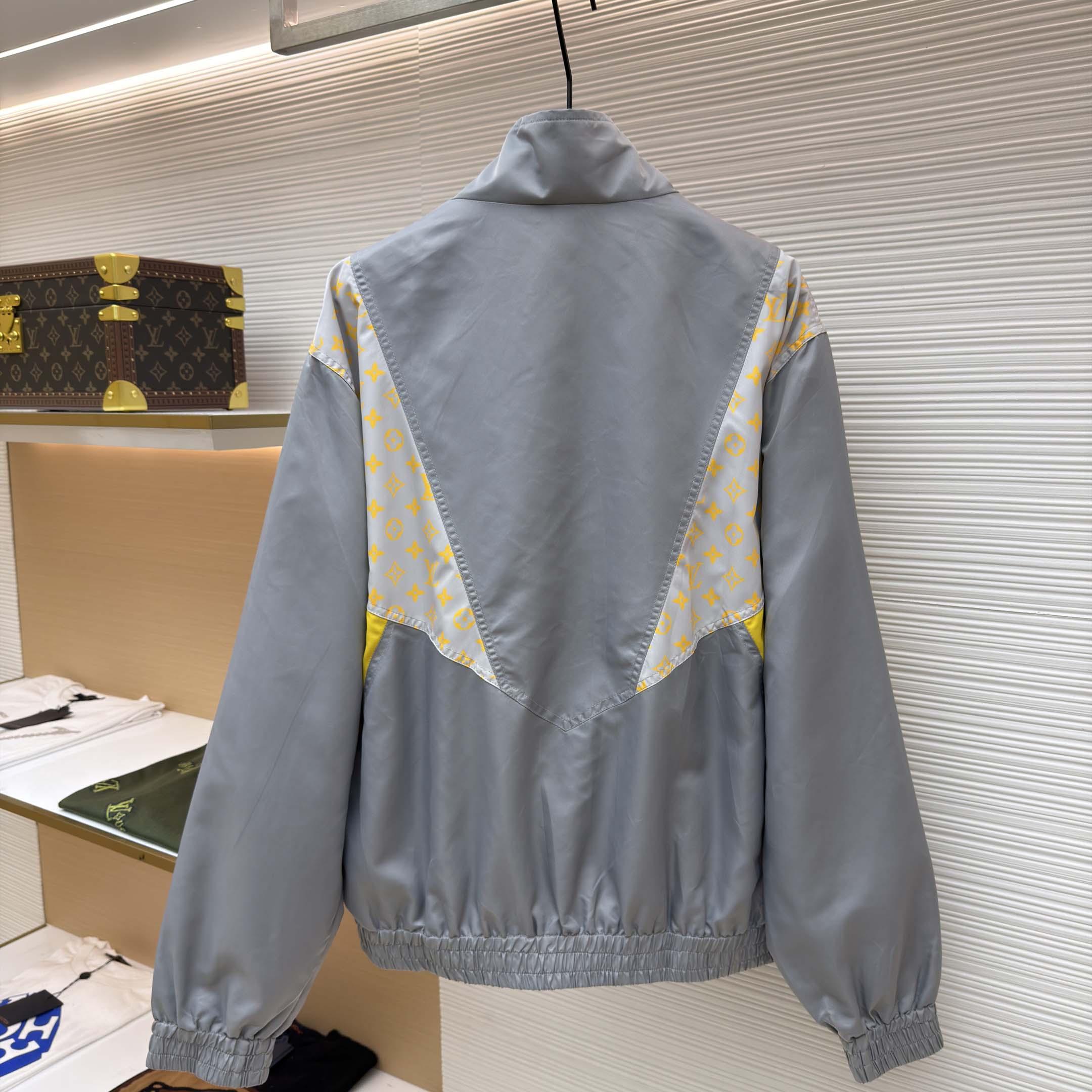 Louis Vuitton Monogram Track Top     1AHV38 - DesignerGu