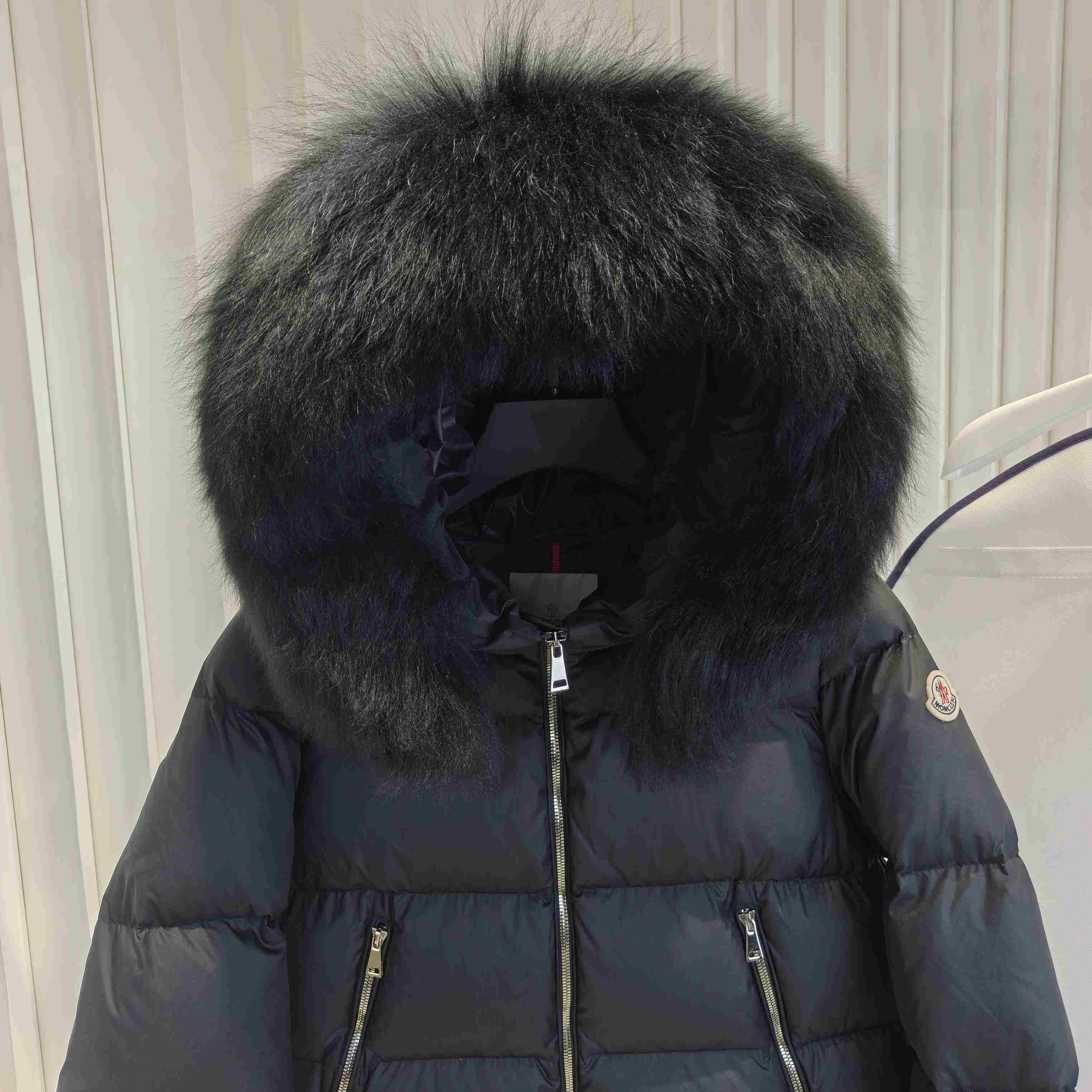 Moncler Laichefur Hooded Shearling-Trimmed Short Down Jacket - DesignerGu