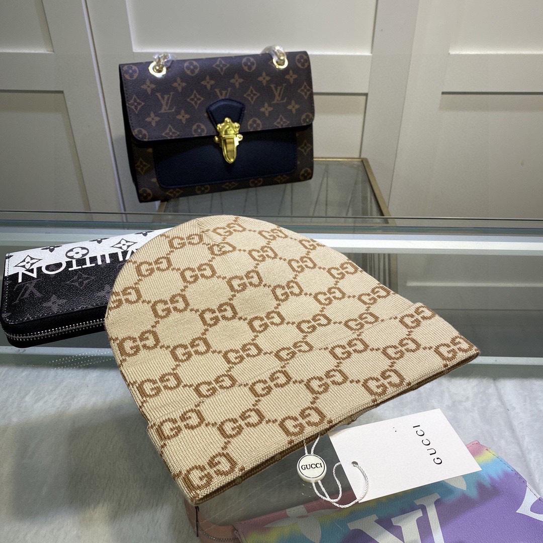 Gucci Beanie  - DesignerGu