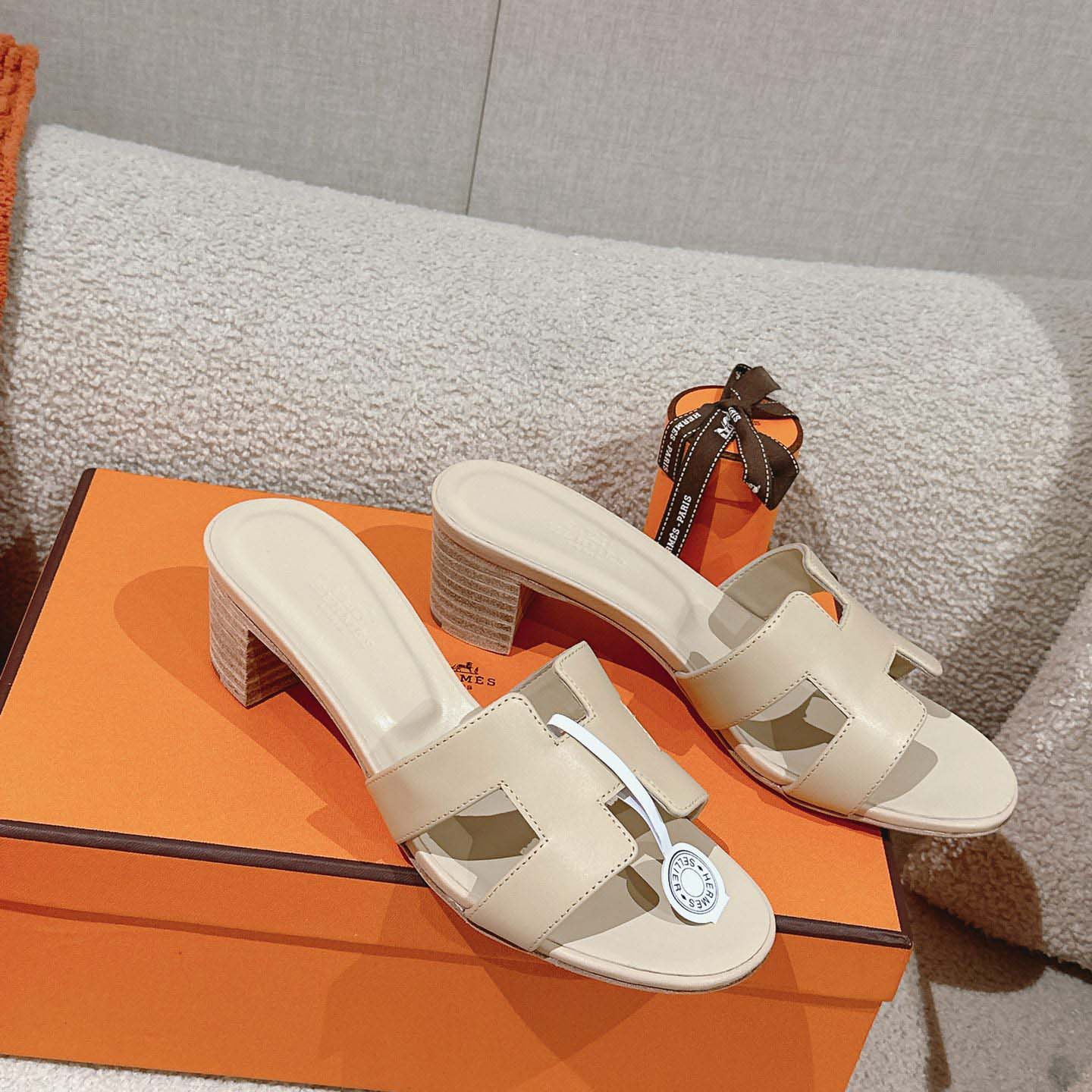 Hermes Oasis Sandal - DesignerGu