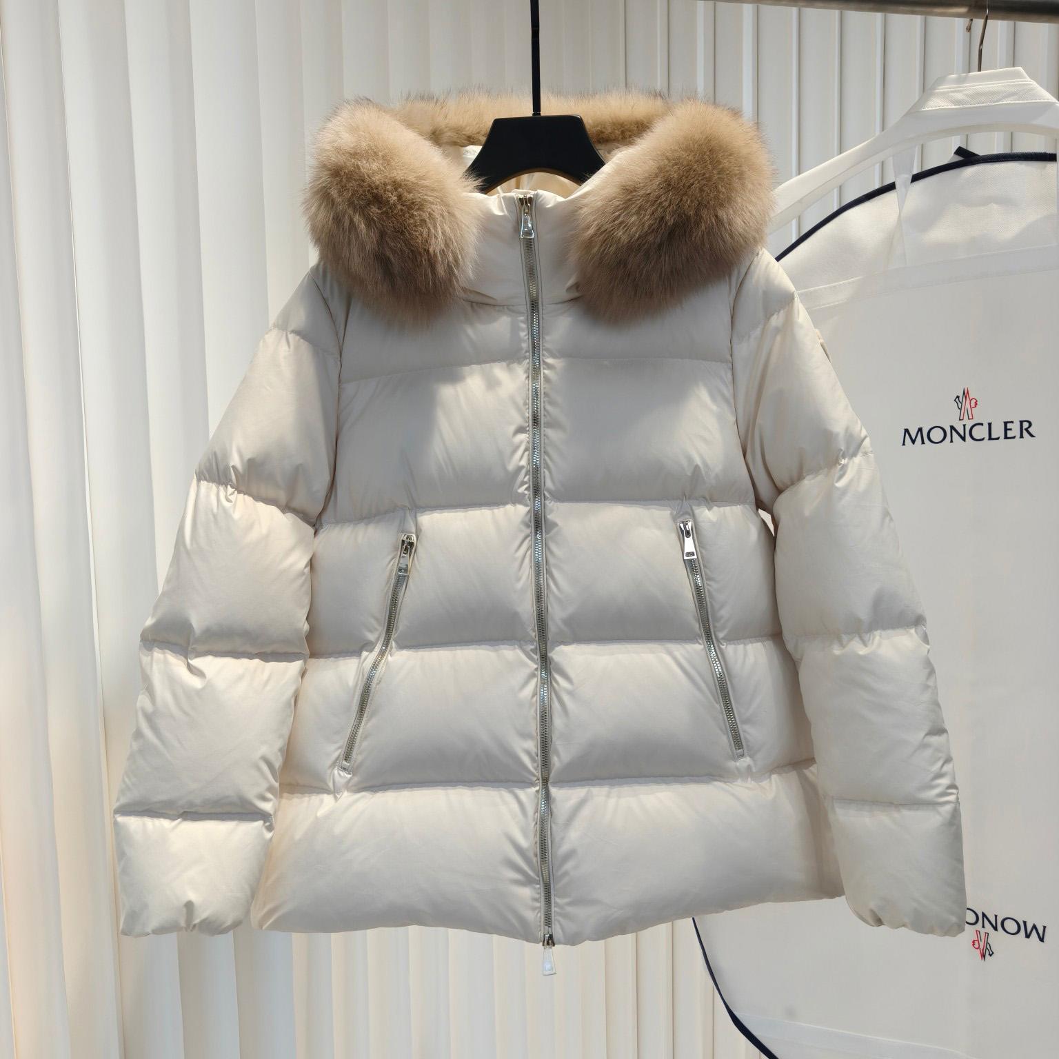 Moncler Laichefur Hooded Shearling-Trimmed Short Down Jacket - DesignerGu