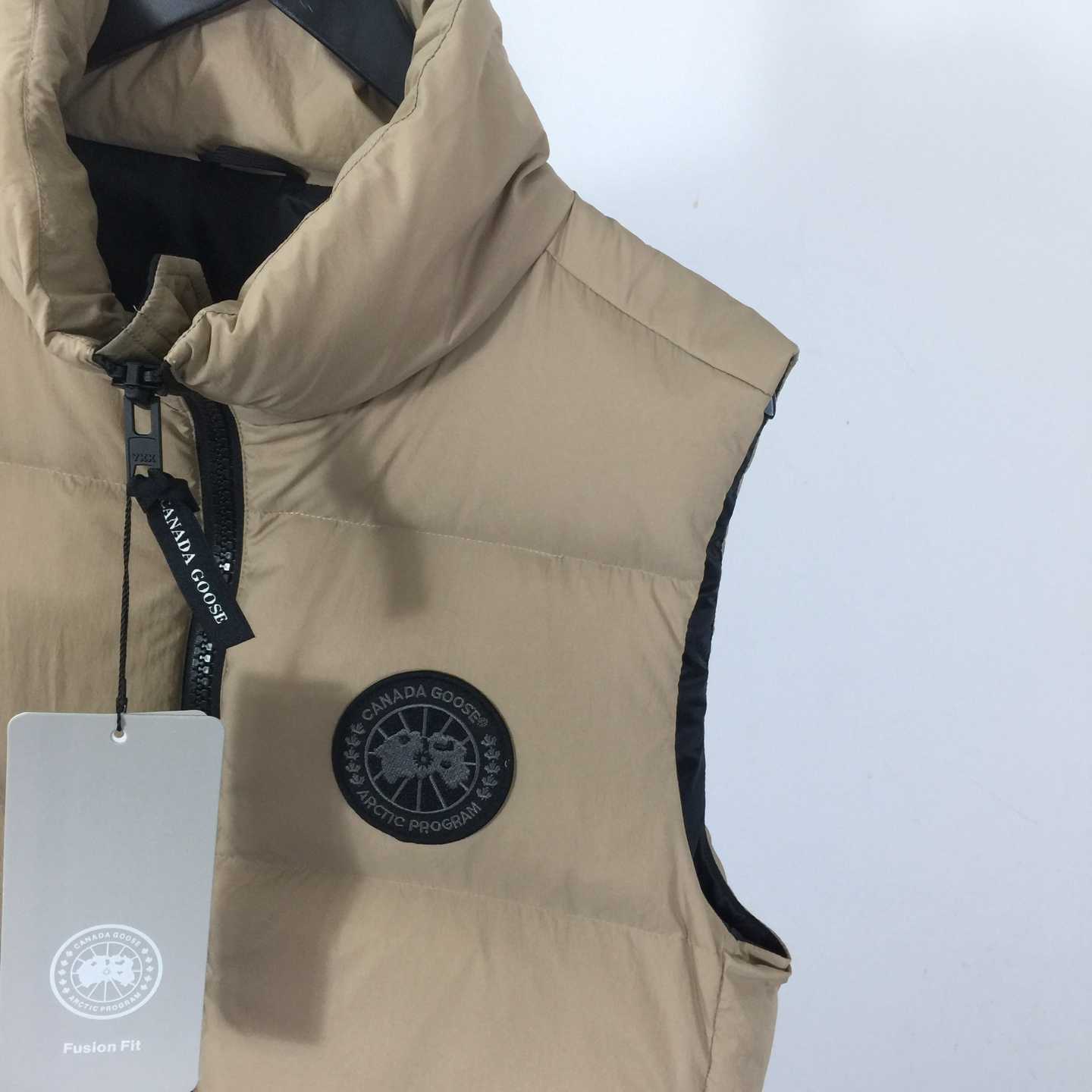 Canada Goose Lawrence Puffer Vest Black Label - DesignerGu