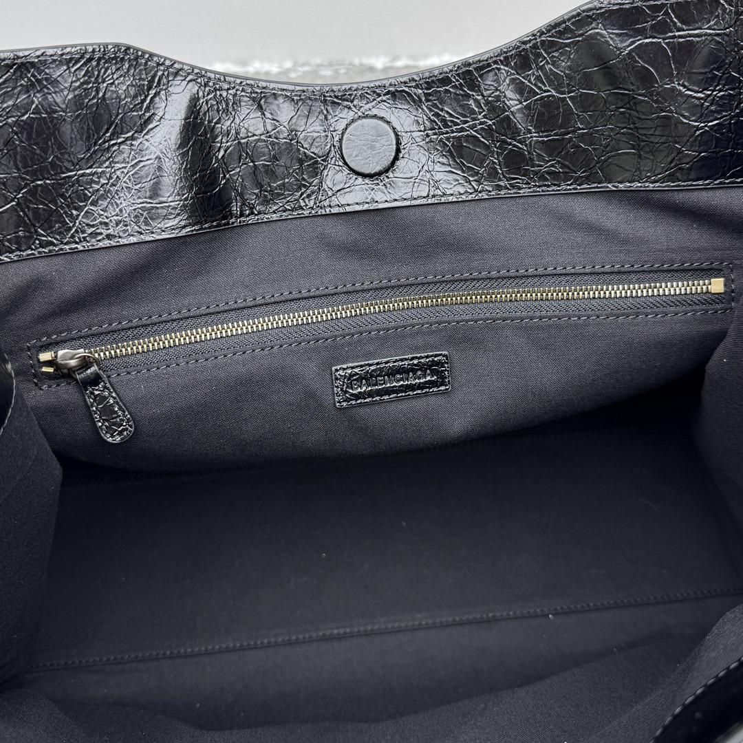 Balenciaga Le City Tote Bag Medium In Black - DesignerGu