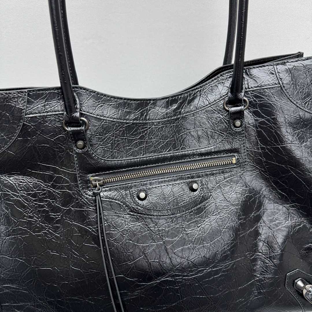 Balenciaga Le City Tote Bag Medium In Black - DesignerGu