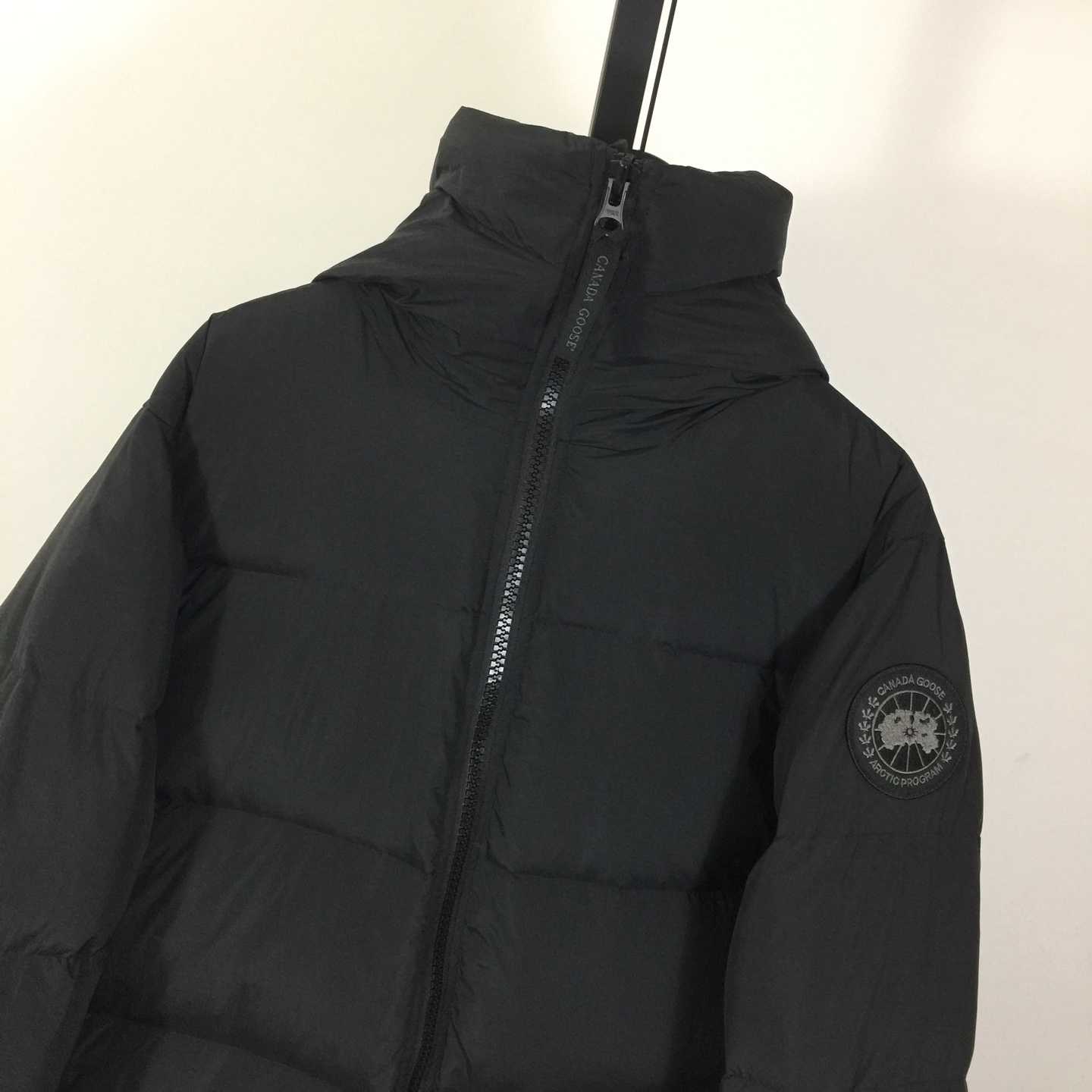 Canada Goose Long Down Jacket - DesignerGu