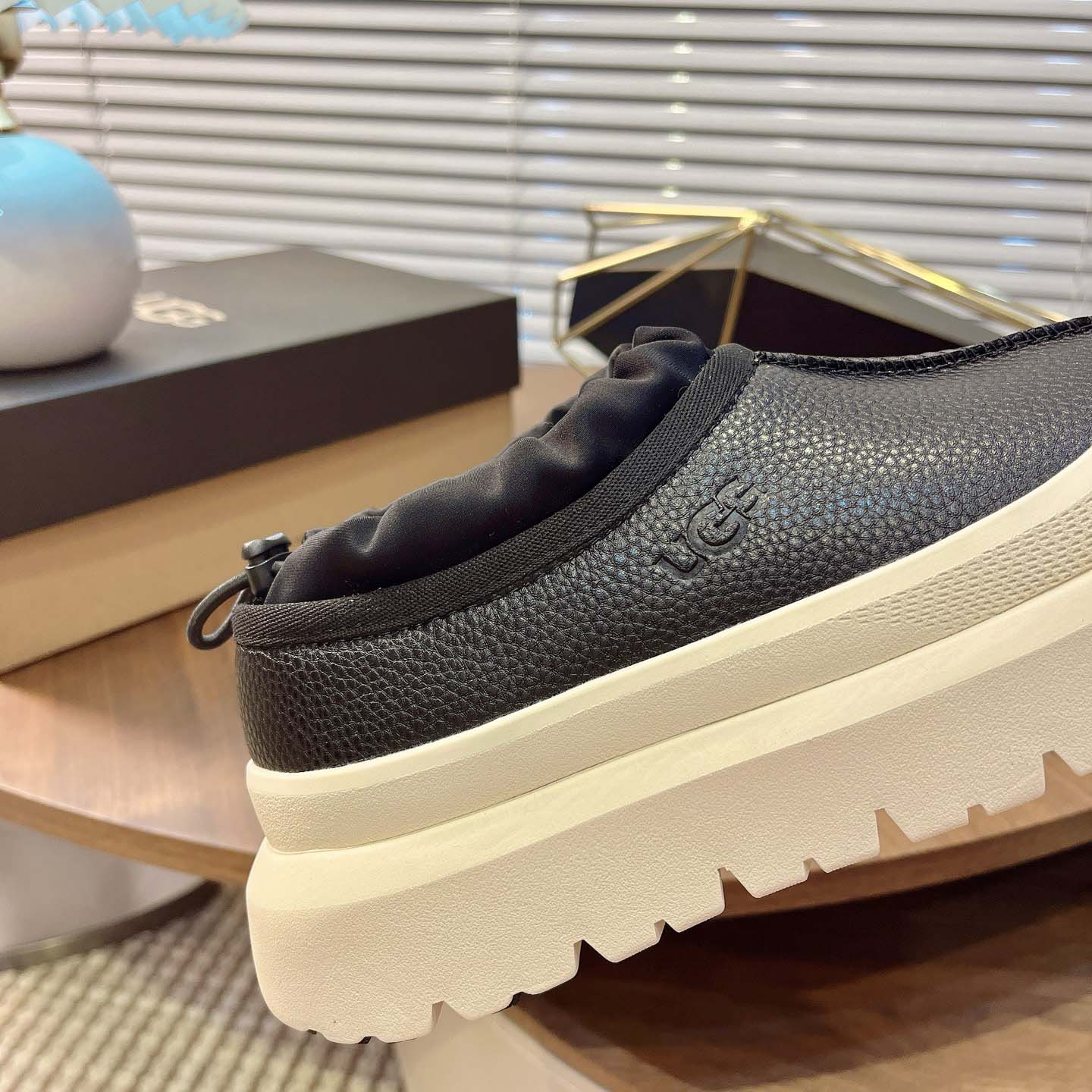 UGG Tasman Weather Hybrid Slippers - DesignerGu