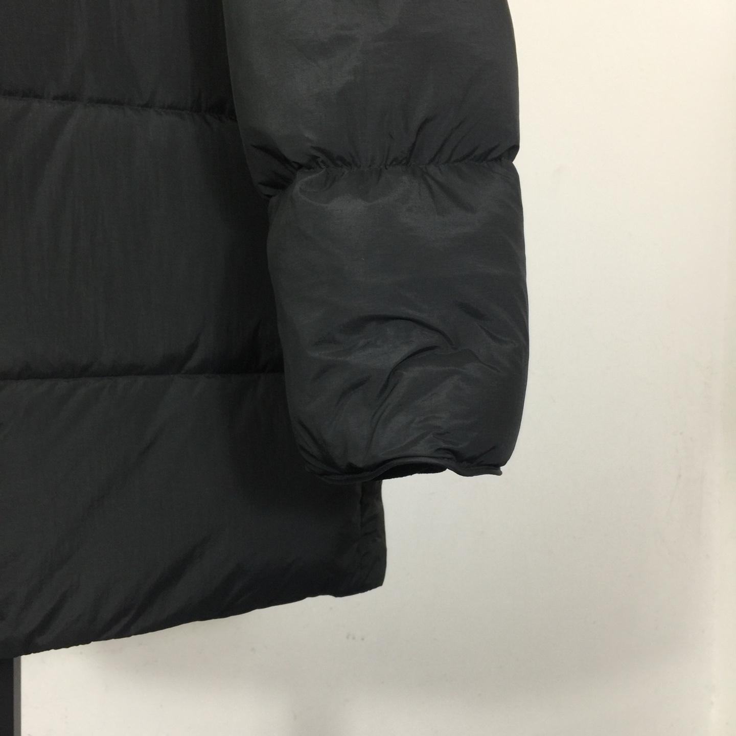 Canada Goose Long Down Jacket - DesignerGu