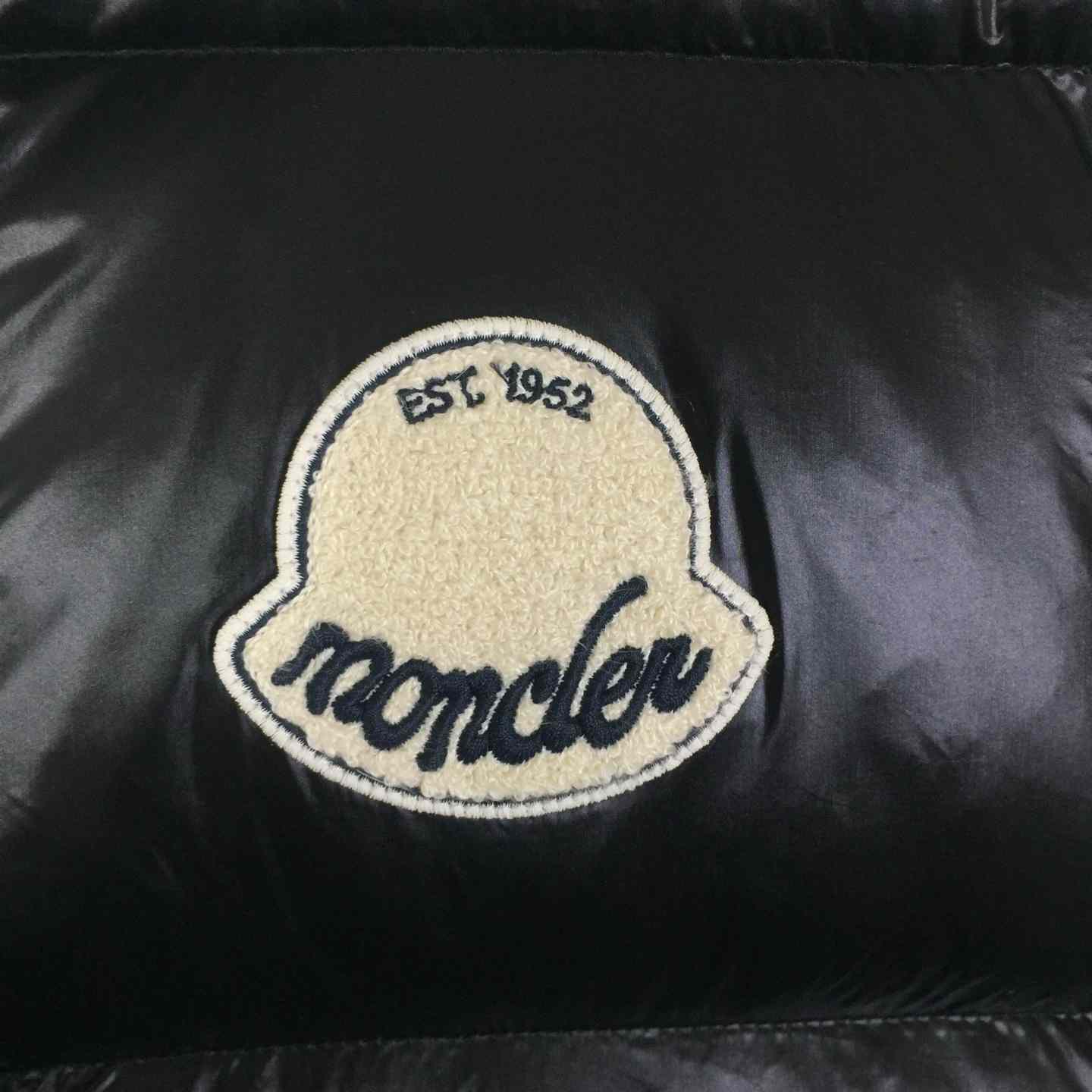 Moncler Lipsi Down Vest - DesignerGu