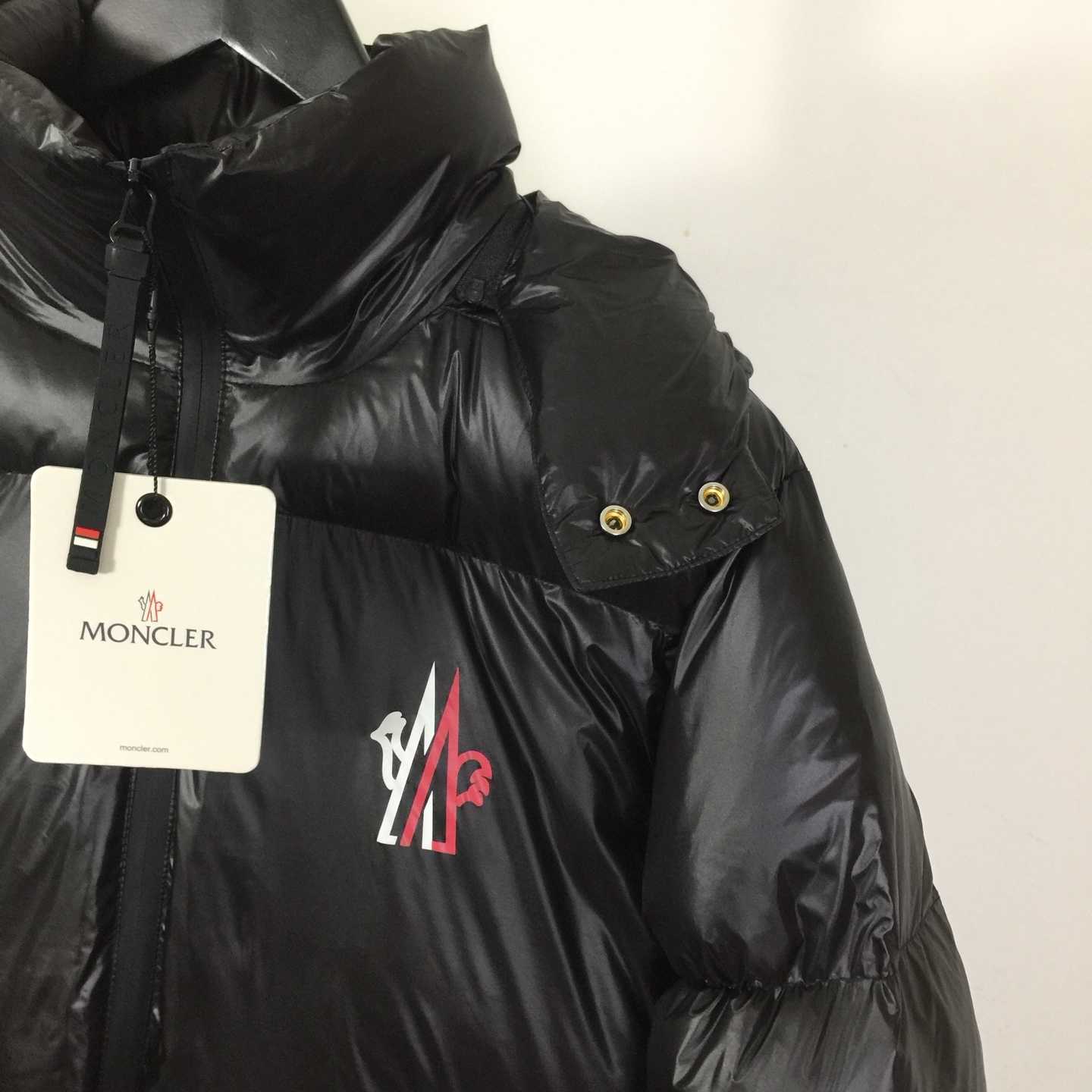 Moncler Hooded Short Down Jacket - DesignerGu