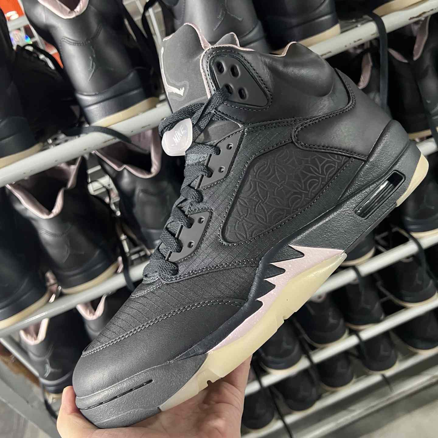 PSG x Air Jordan 5 “Off Noir” HQ3004-001  - DesignerGu