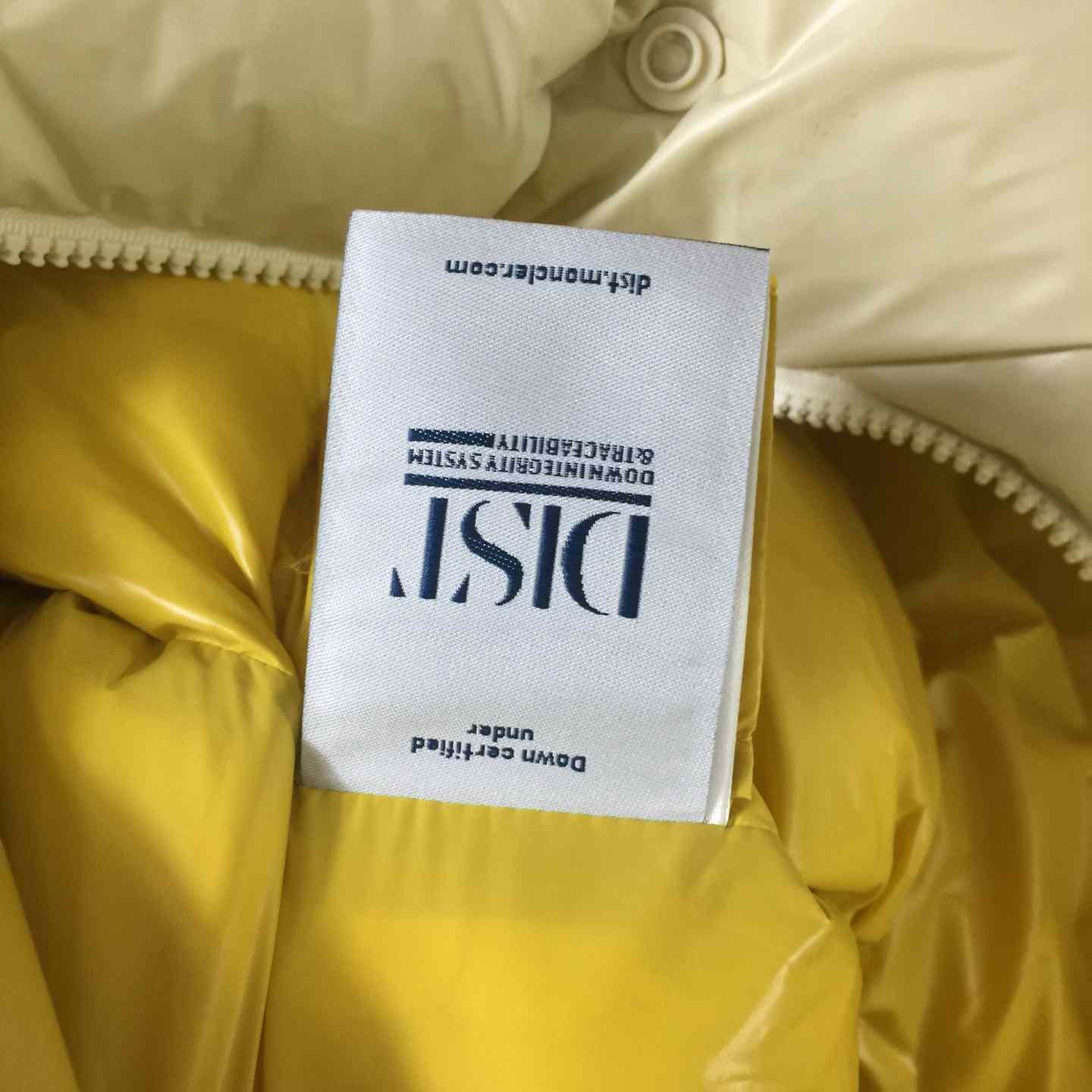 Moncler Tripiti Short Down Jacket - DesignerGu