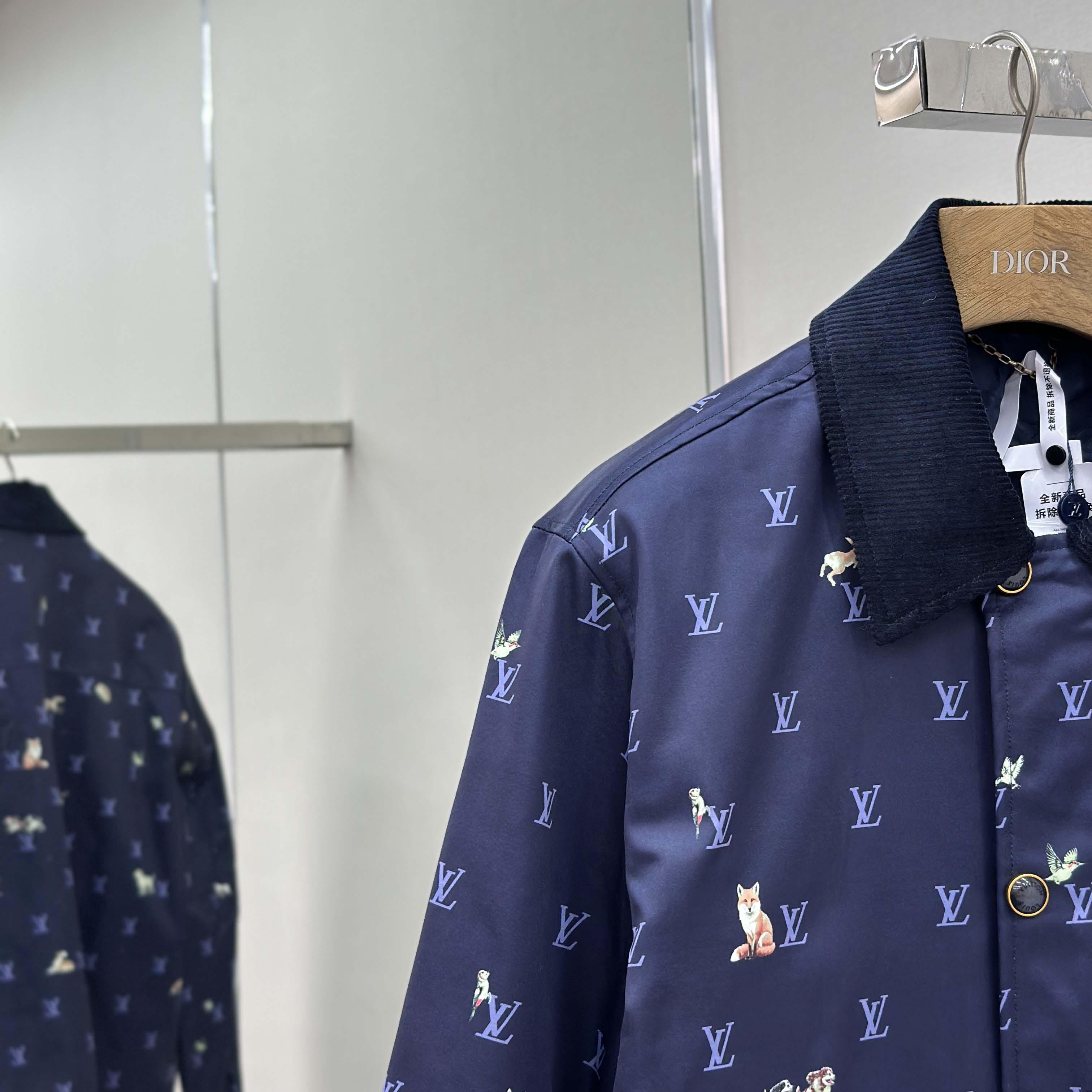 Louis Vuitton LV Blason Padded Jacket   1AJBFR - DesignerGu